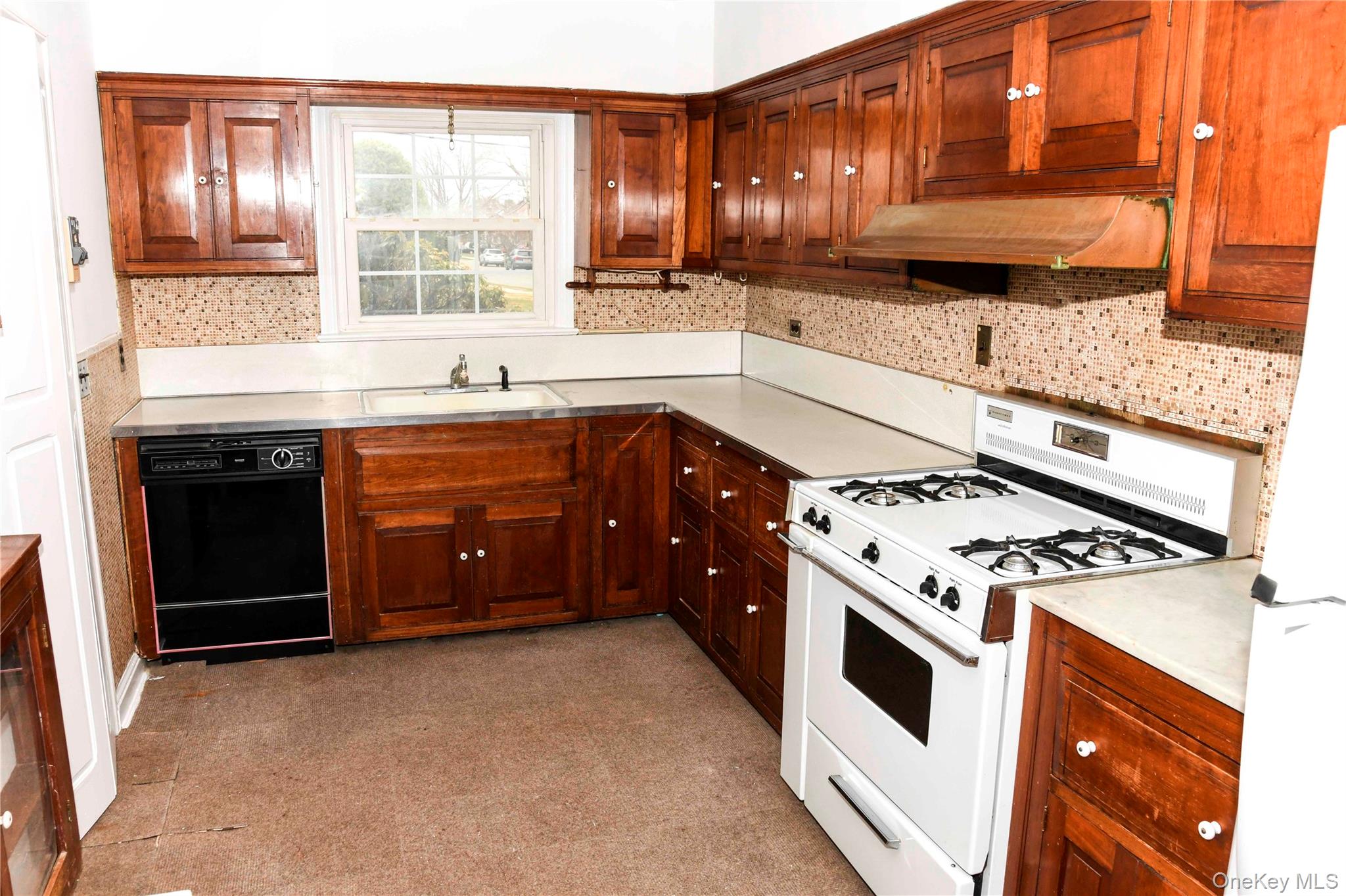 #11 photo, 138 Chestnut Street, Lynbrook , NY 11563