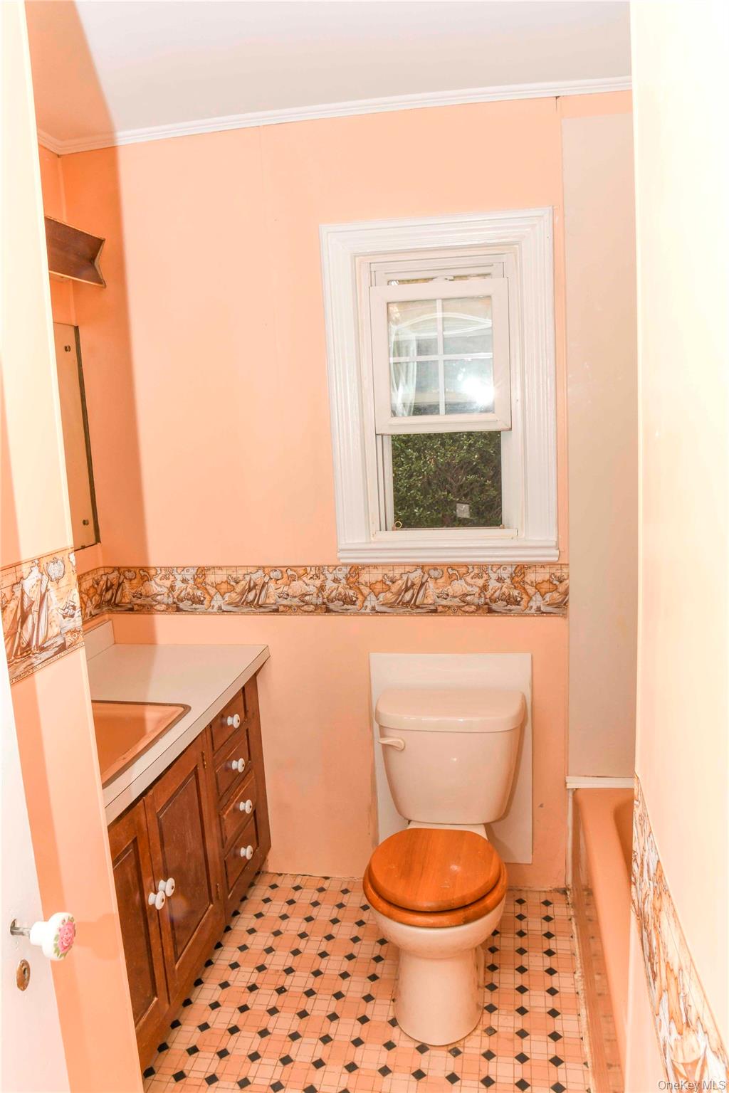 #18 photo, 138 Chestnut Street, Lynbrook , NY 11563