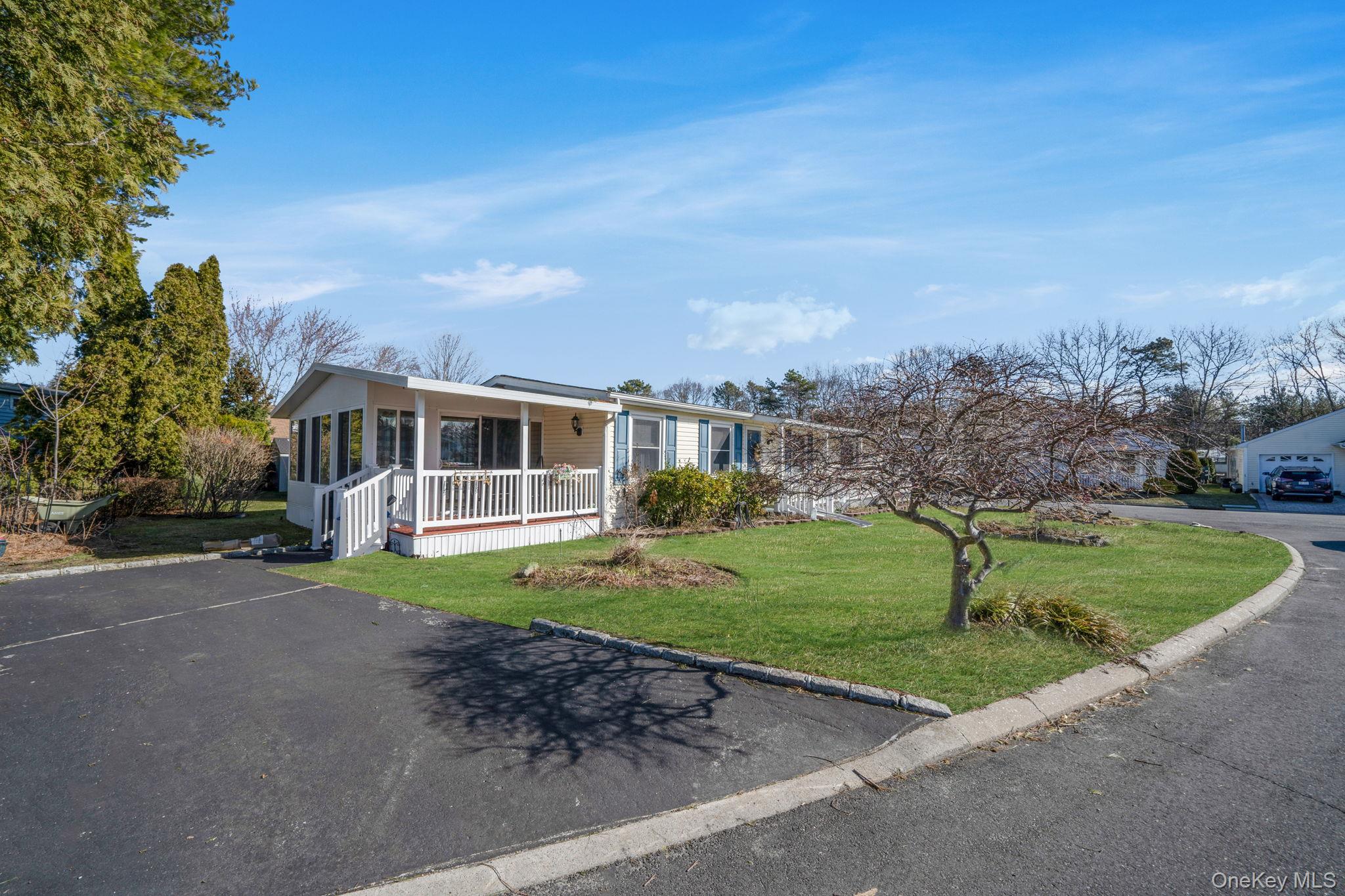 #6 photo, 2 Dogwood Lane, সাফোক কাউন্টি Manorville , NY 11949