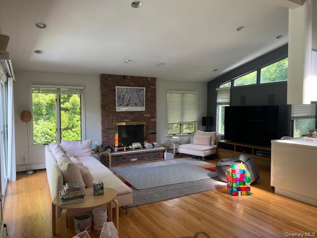 #2 photo, 36 Coolidge Avenue, নাসাউ কাউন্টি Glen Head , NY 11545