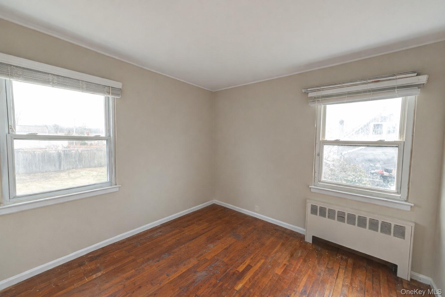 #15 photo, 855 Pease Lane, সাফোক কাউন্টি West Islip , NY 11795