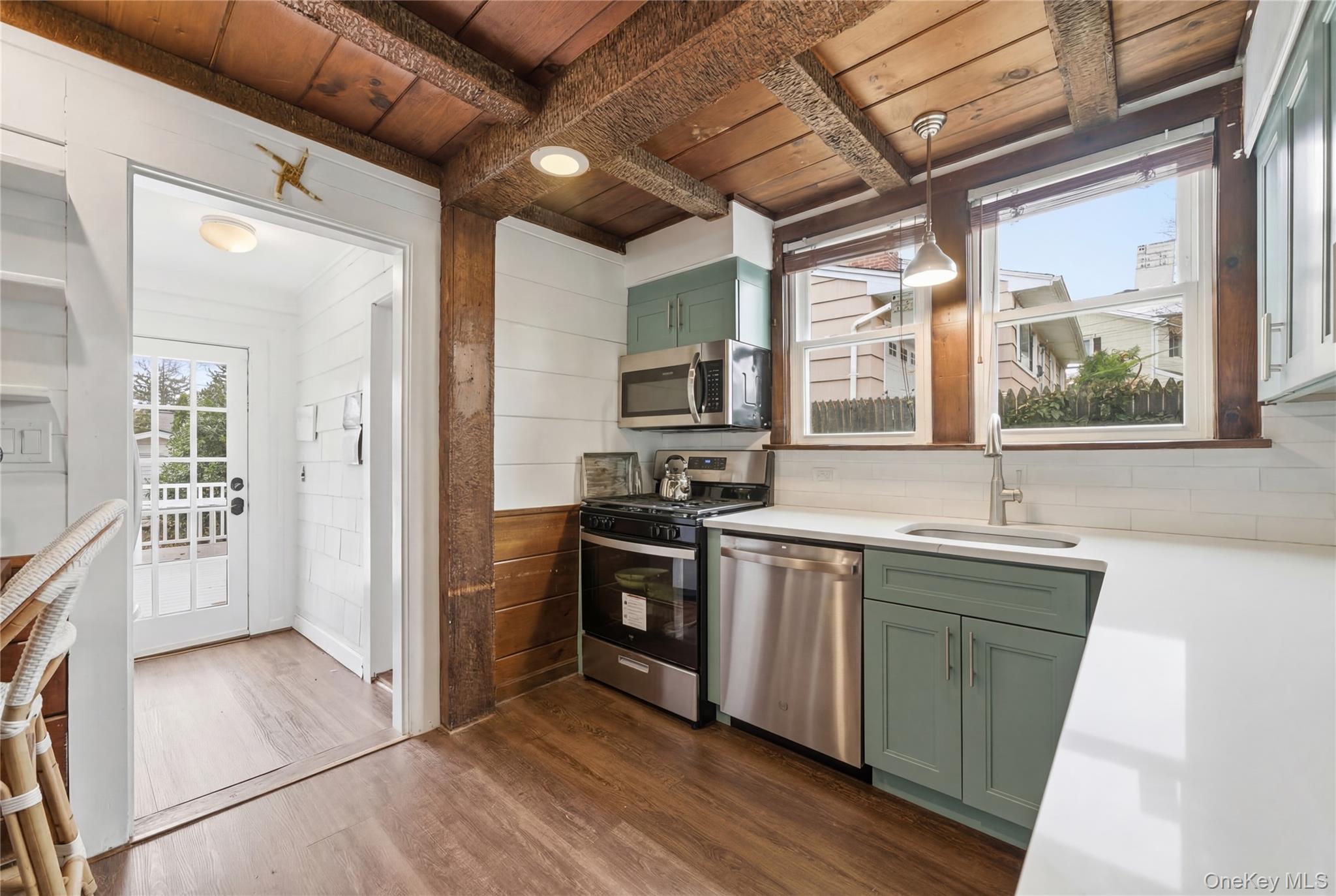 #7 photo, 1 & 2 Finnin Place, Bayville , NY 11709