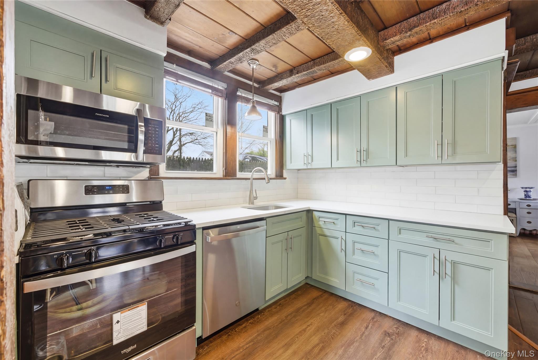 #8 photo, 1 & 2 Finnin Place, Bayville , NY 11709