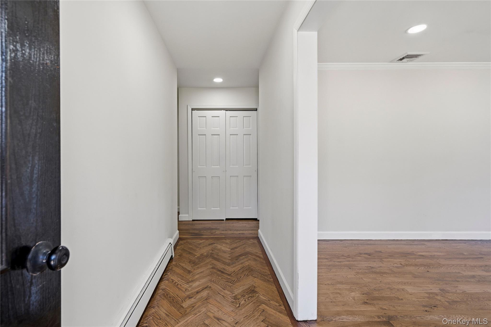 #3 photo, 75 Hawthorne Road, Kings Park , NY 11754