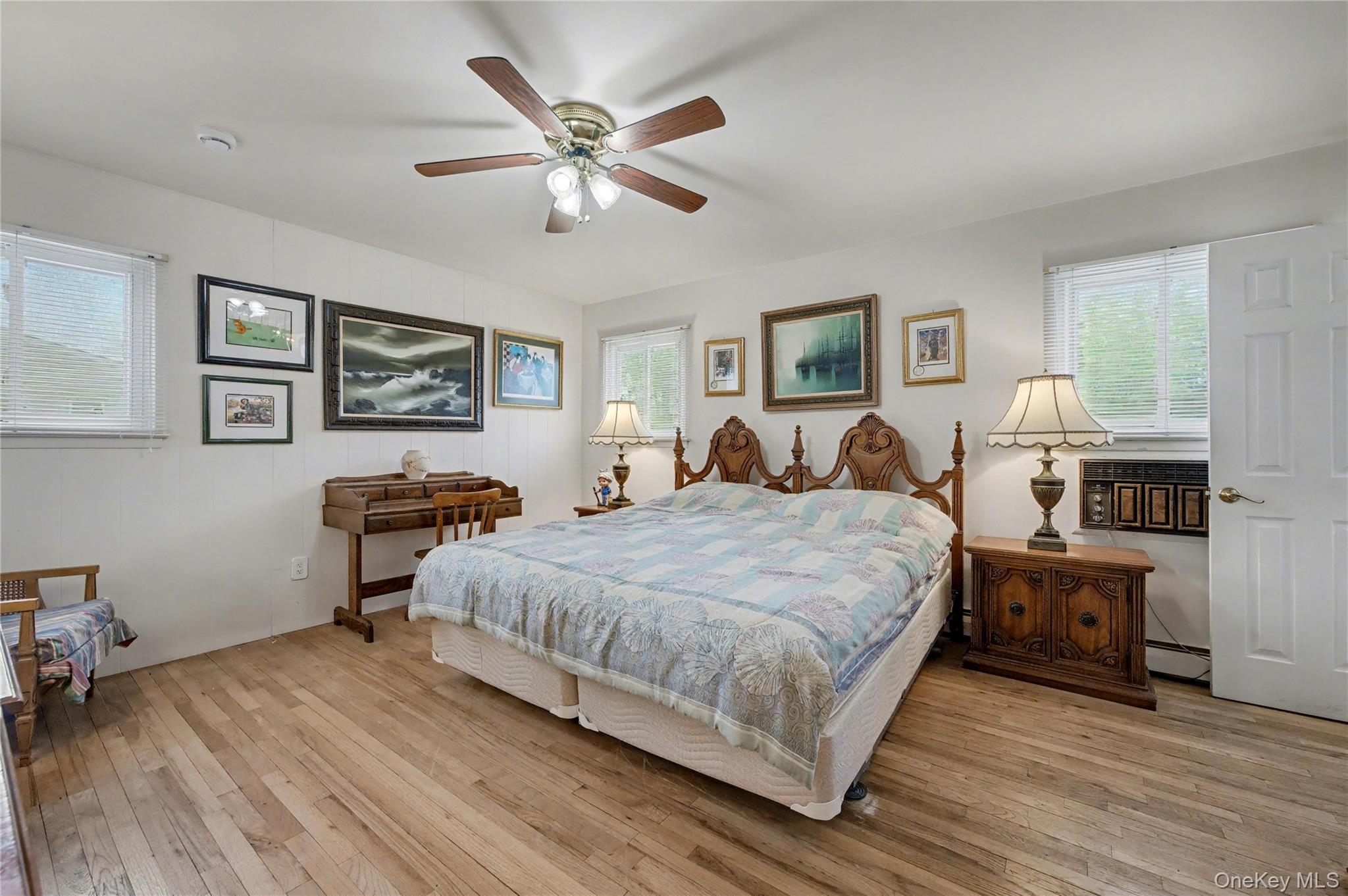 #17 photo, 4 bethal Lane, সাফোক কাউন্টি Commack , NY 11725