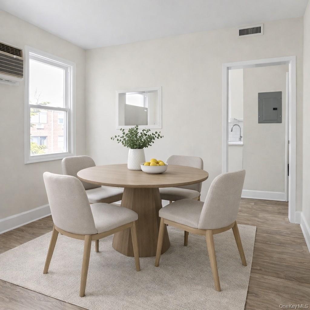 #16 photo, 7947 68th Road, 皇后區 中村 Middle Village , NY 11379