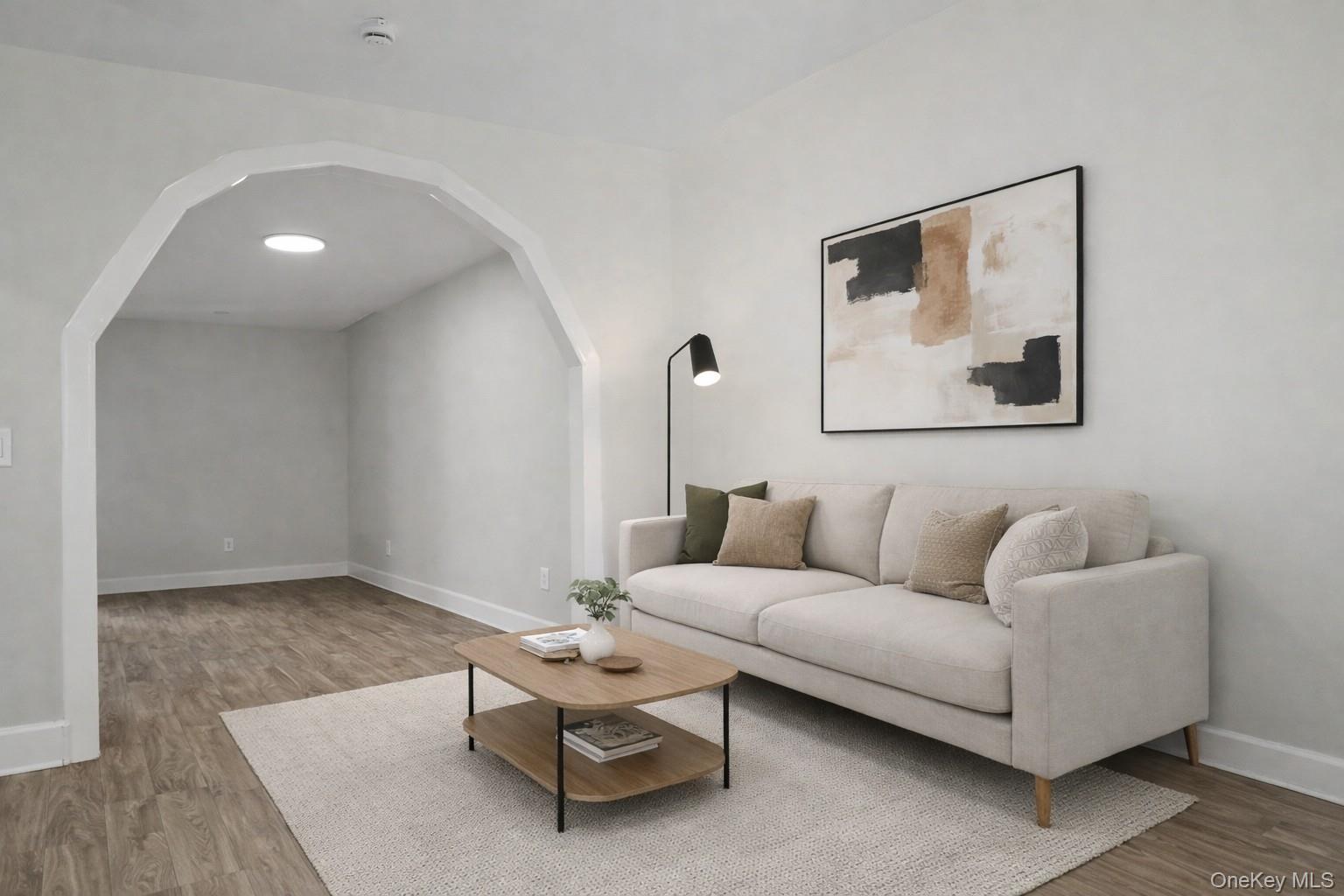 #17 photo, 7947 68th Road, 皇后區 中村 Middle Village , NY 11379