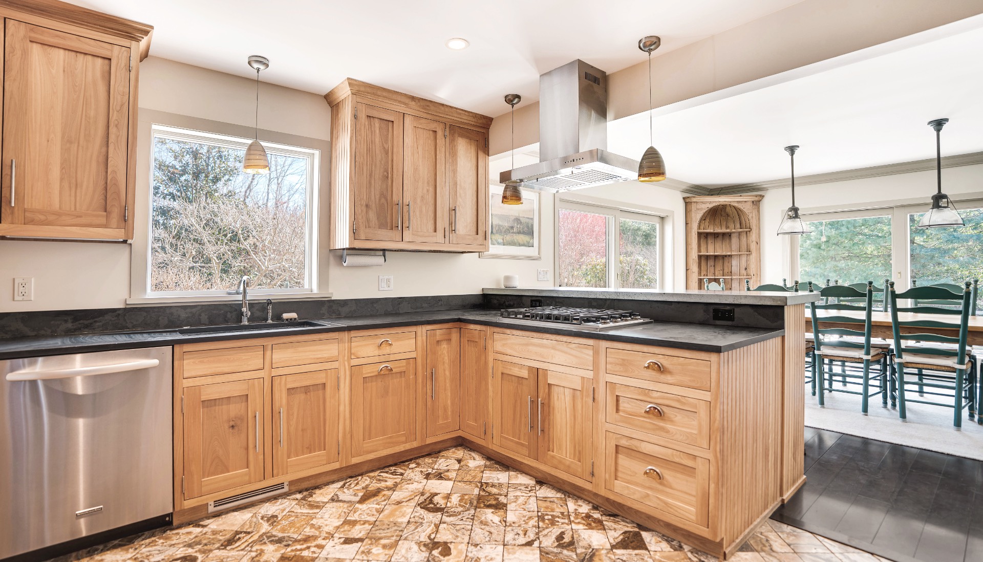 #16 photo, 40 Daniels Hole Road, সাফোক কাউন্টি East Hampton , NY 11937