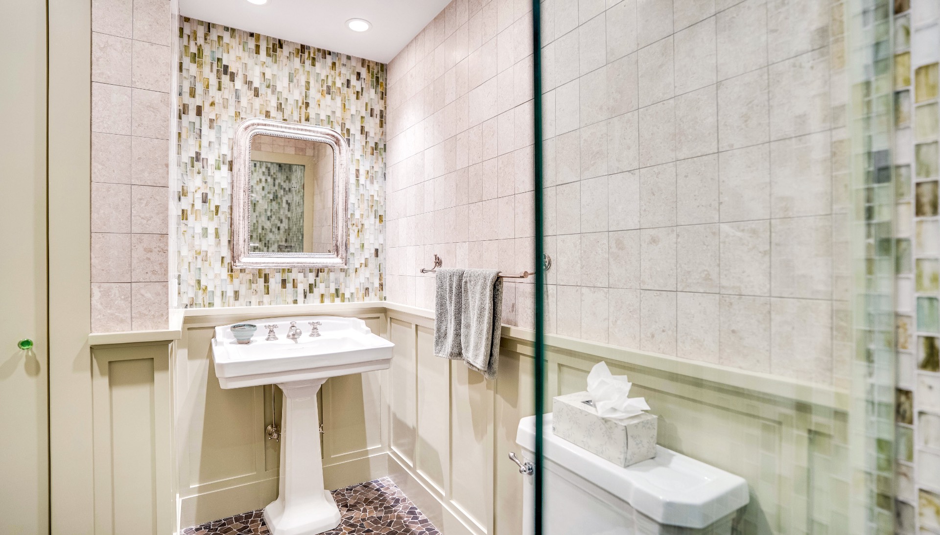 #26 photo, 40 Daniels Hole Road, সাফোক কাউন্টি East Hampton , NY 11937