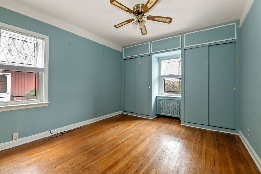 #13 photo, 51-15  Bell Boulevard, Bayside Hills , NY 11364