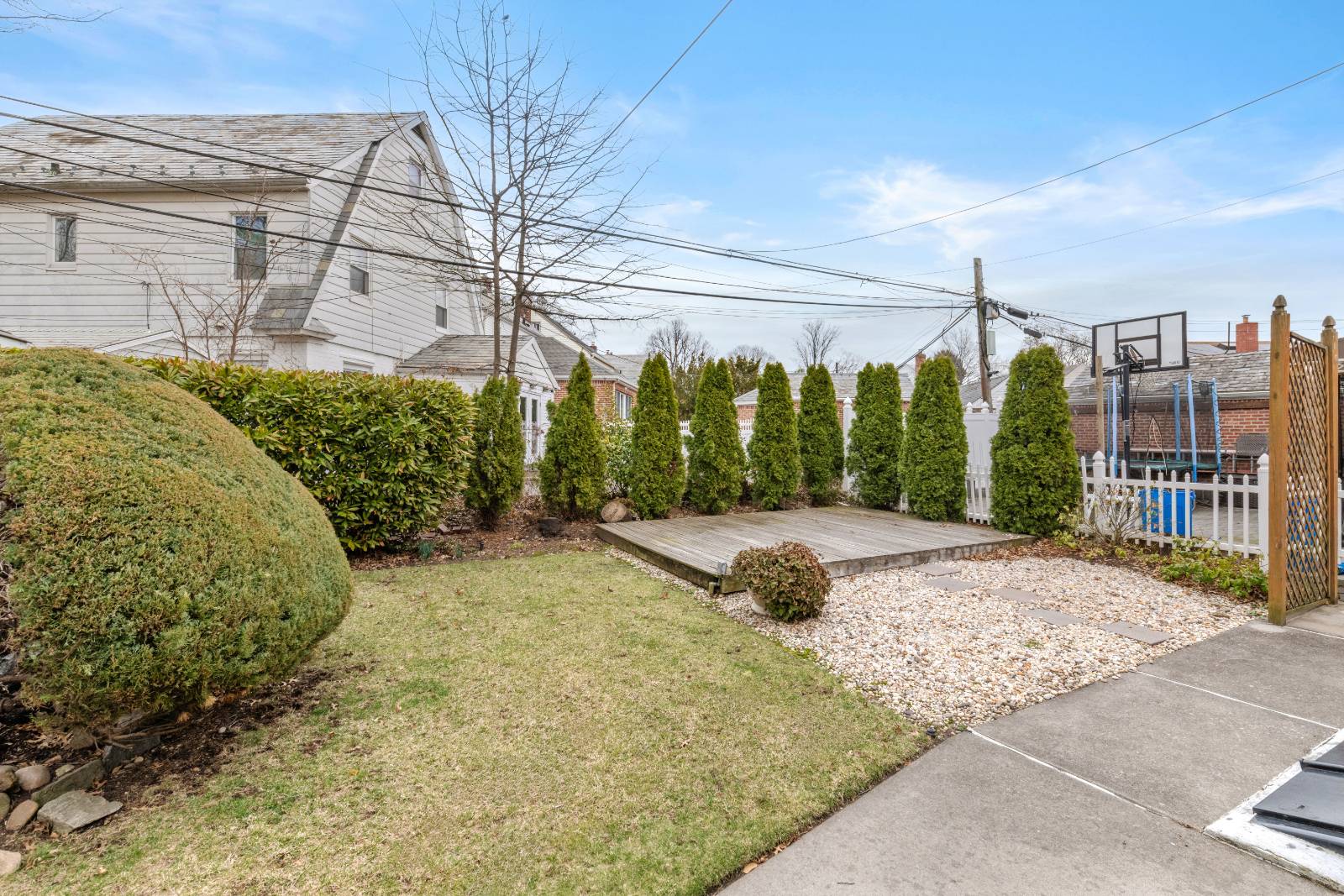 #26 photo, 51-15  Bell Boulevard, Bayside Hills , NY 11364