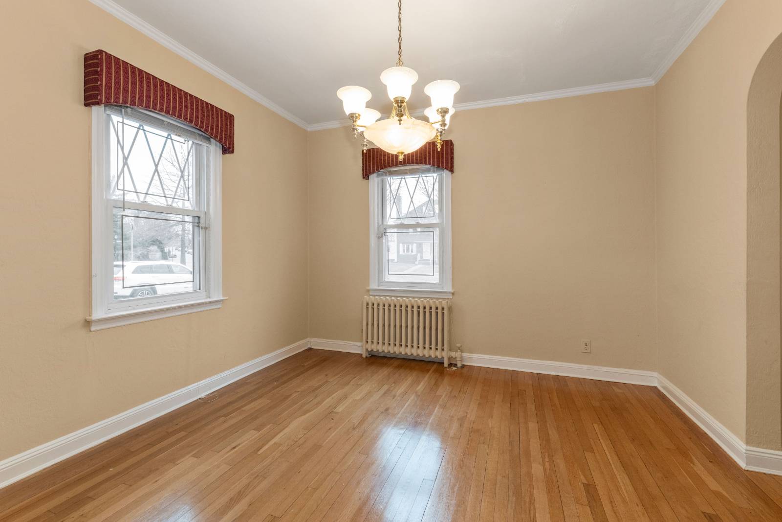 #8 photo, 51-15  Bell Boulevard, Bayside Hills , NY 11364