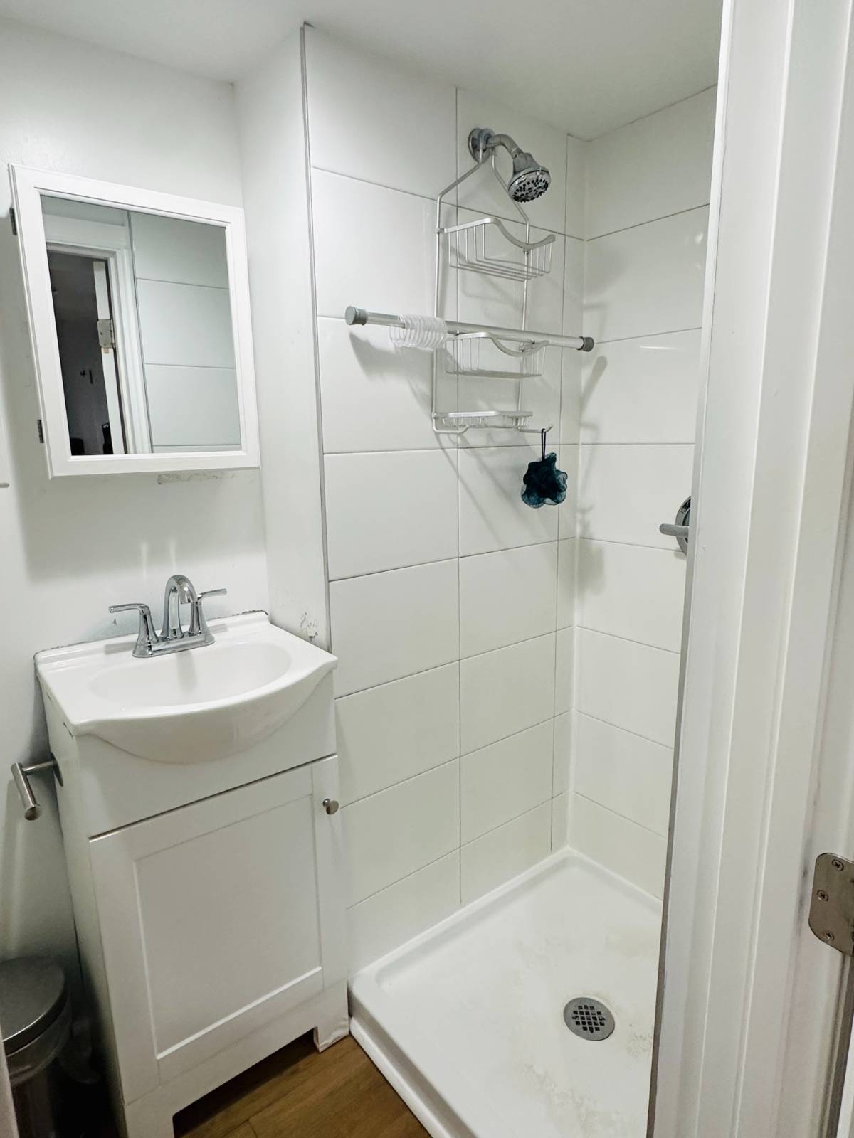 #14 photo, 67-15 215th St, Oakland Gardens , NY 11364