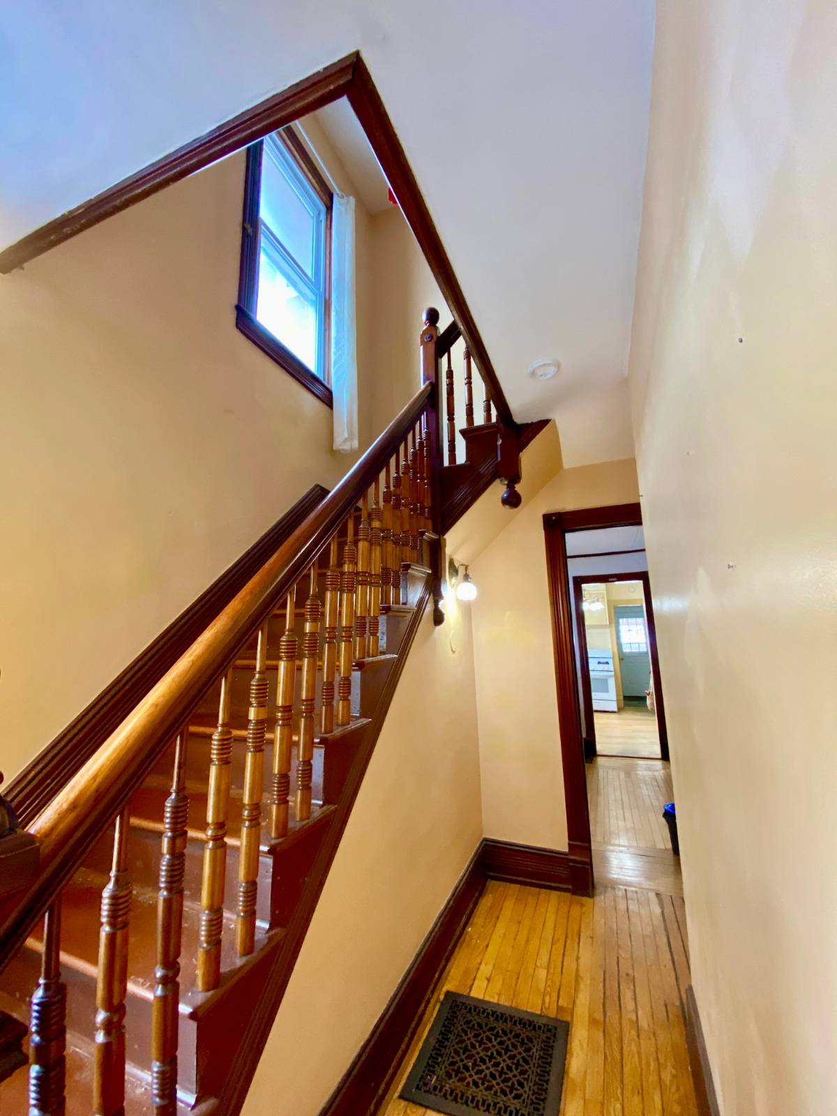 #12 photo, 86 Elm St, Oneonta , NY 13820