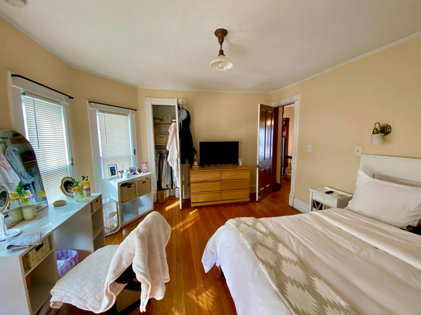 #23 photo, 86 Elm St, Oneonta , NY 13820