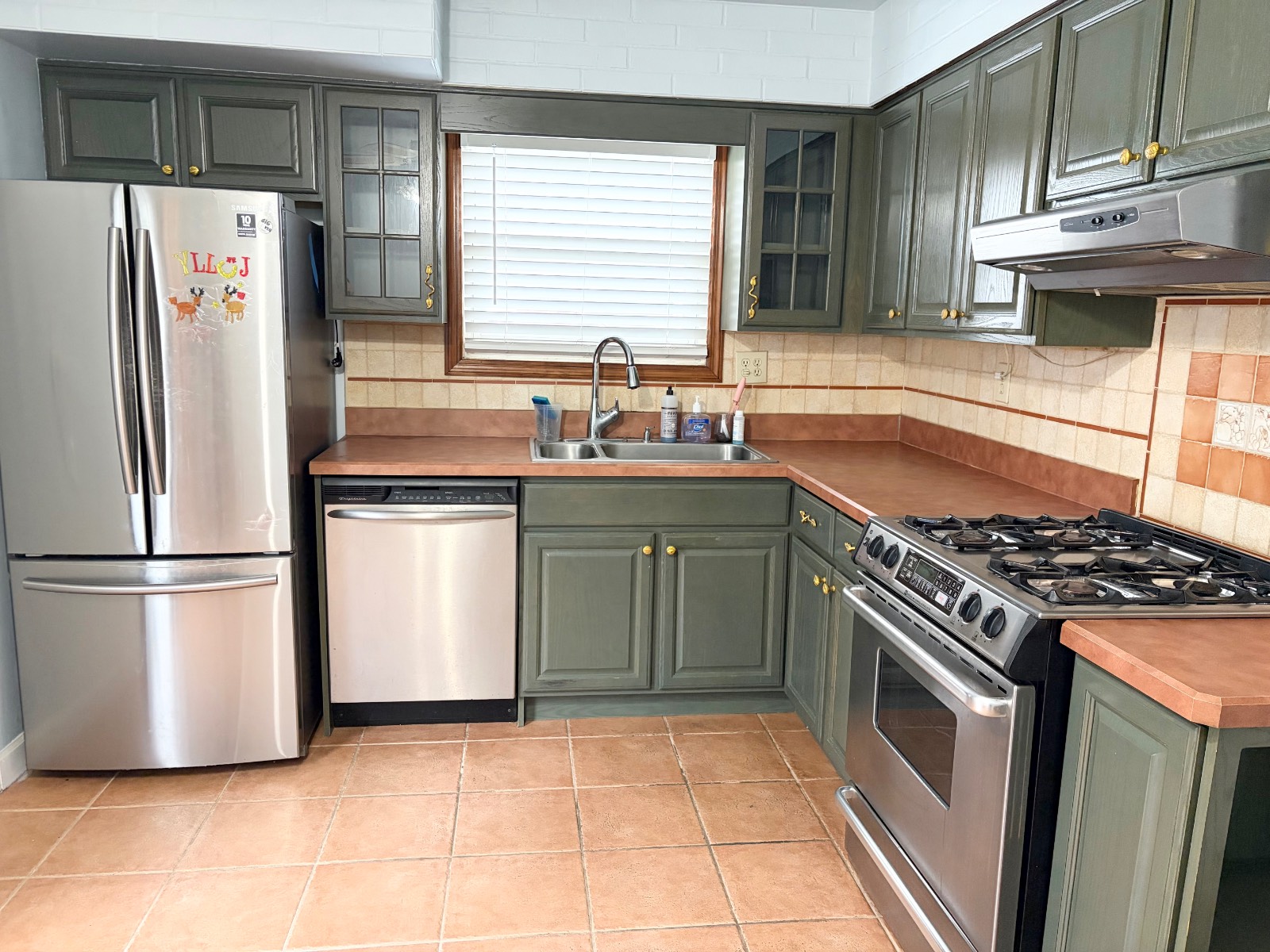 #5 photo, 107  Ebony Street, Staten Island , NY 10306