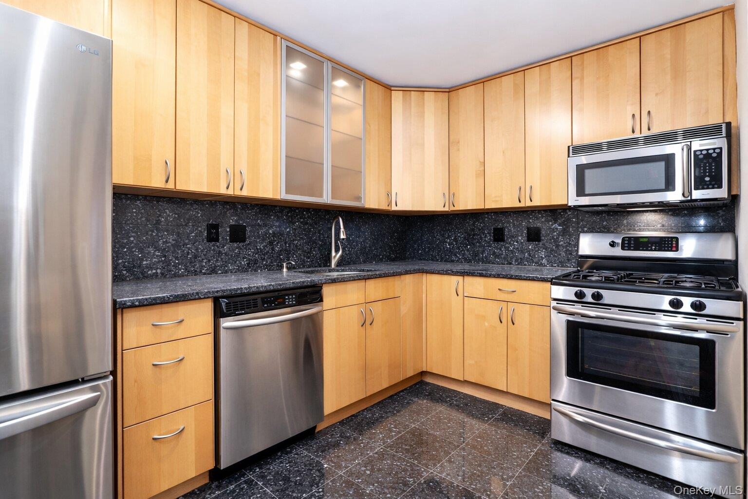 #6 photo, 151-18 79th Street, Howard Beach , NY 11414