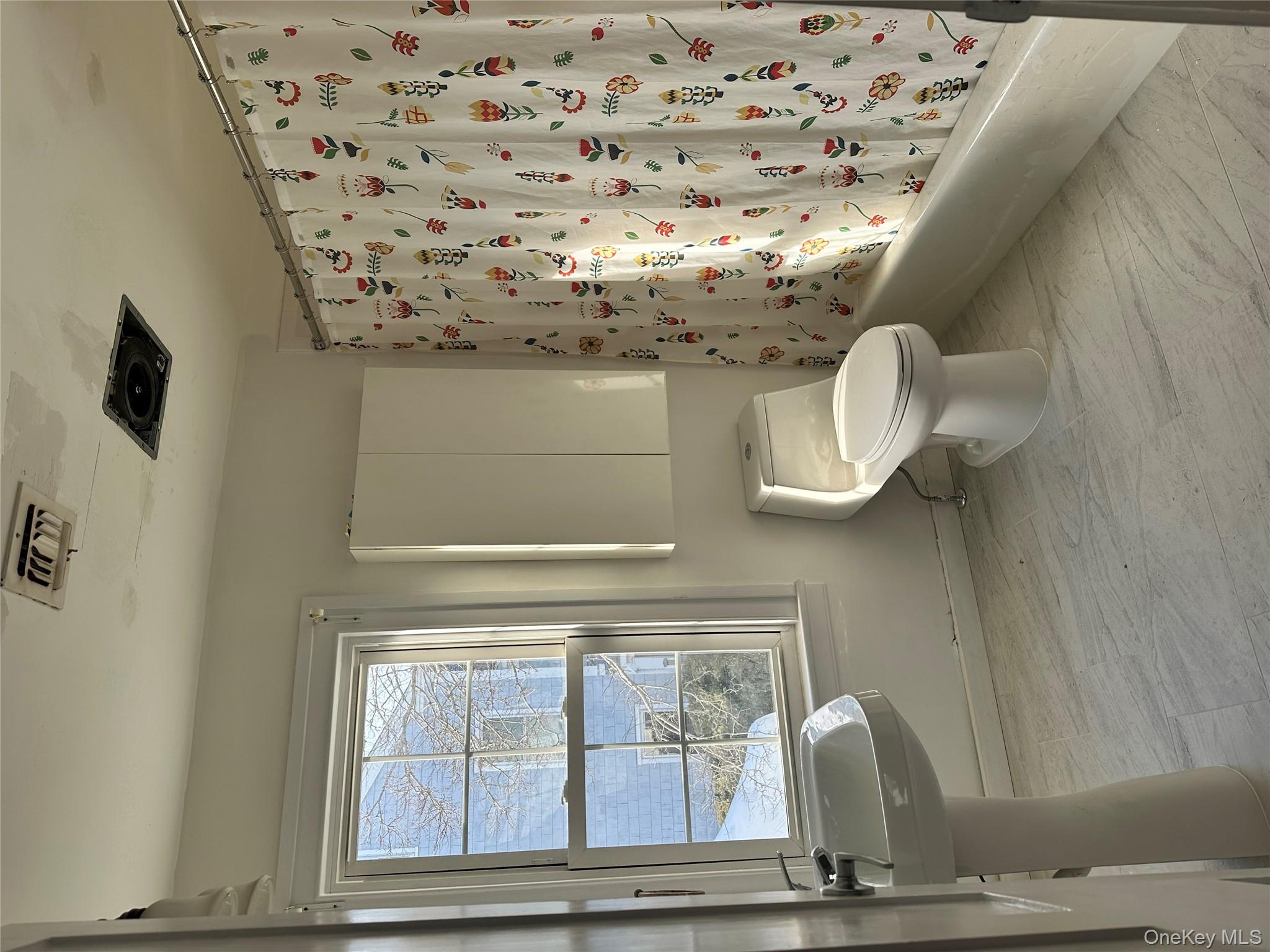 #8 photo, 744 Main Street, Greenport , NY 11944