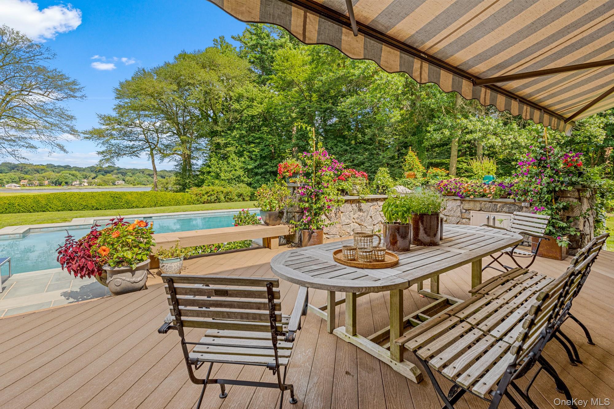 #10 photo, 8 Mill Pond Lane, नासाउ काउंटी Lattingtown , NY 11560