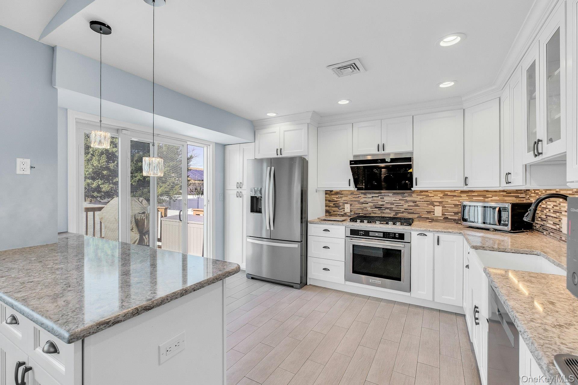 #17 photo, 2505 Walters Court, নাসাউ কাউন্টি Bellmore , NY 11710