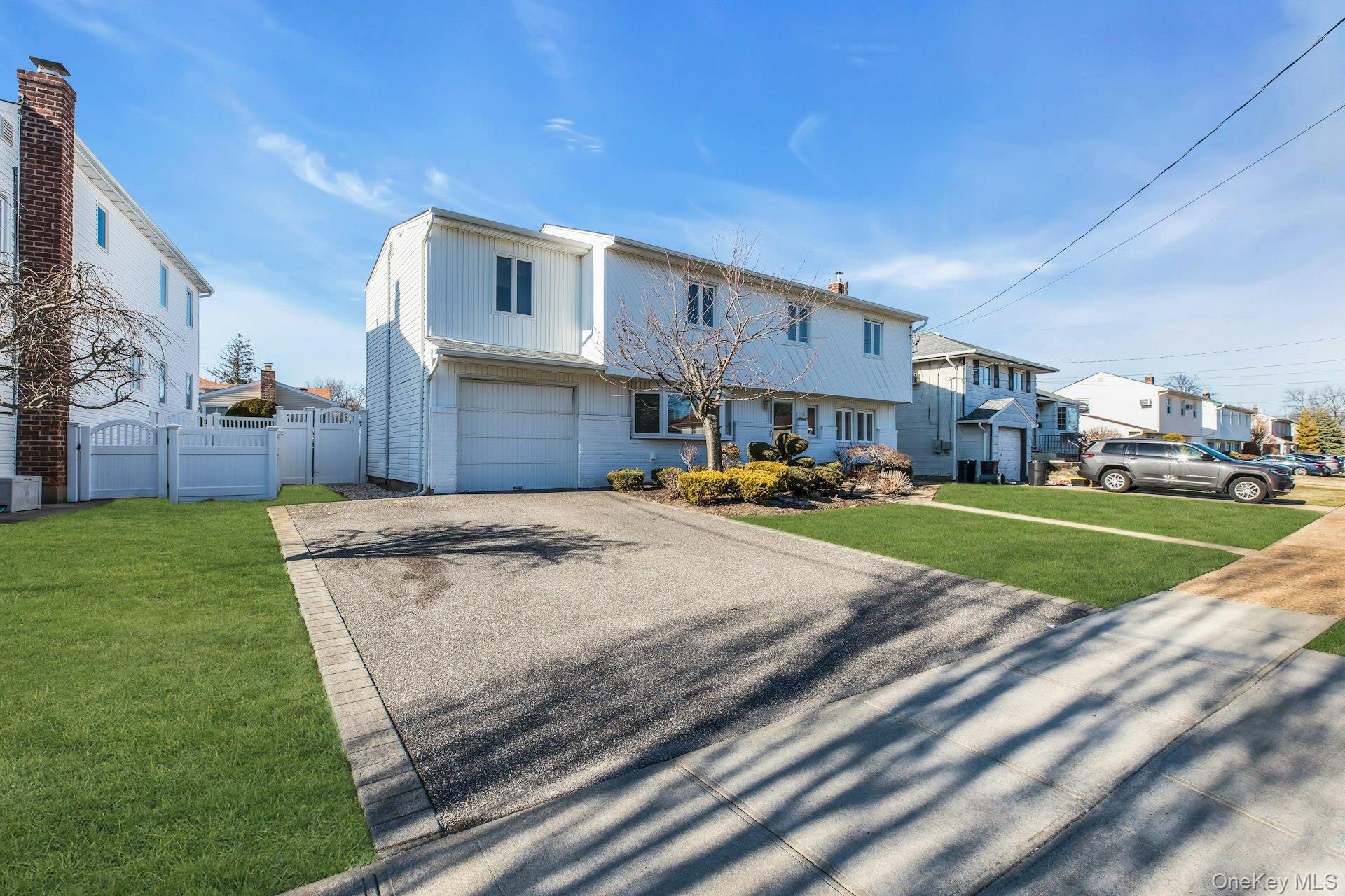 #2 photo, 2505 Walters Court, নাসাউ কাউন্টি Bellmore , NY 11710