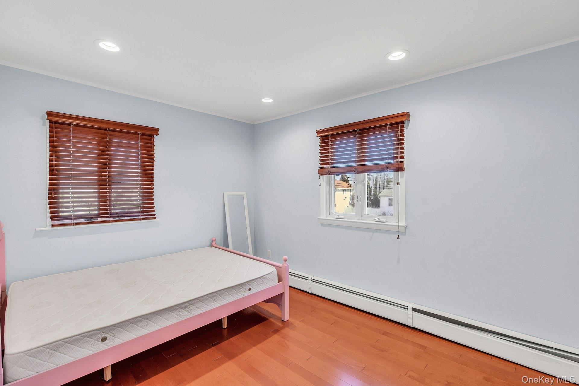 #20 photo, 2505 Walters Court, নাসাউ কাউন্টি Bellmore , NY 11710