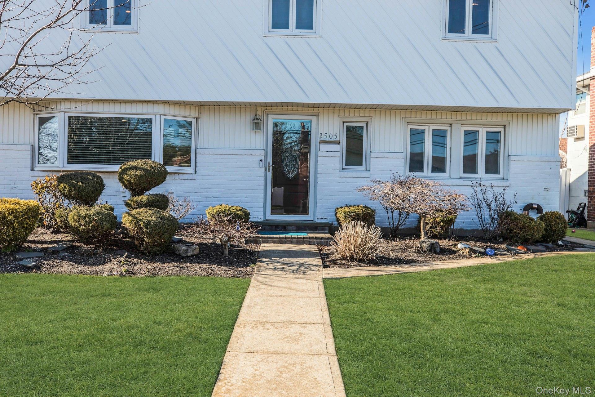 #3 photo, 2505 Walters Court, নাসাউ কাউন্টি Bellmore , NY 11710