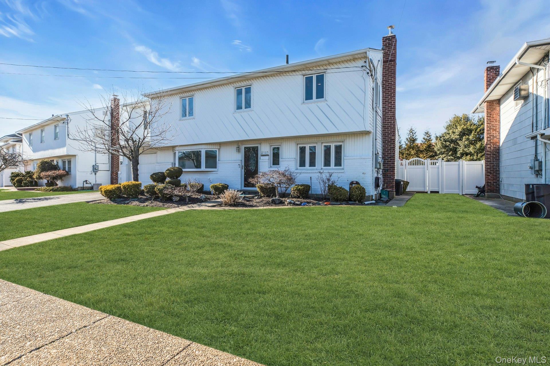 #4 photo, 2505 Walters Court, নাসাউ কাউন্টি Bellmore , NY 11710