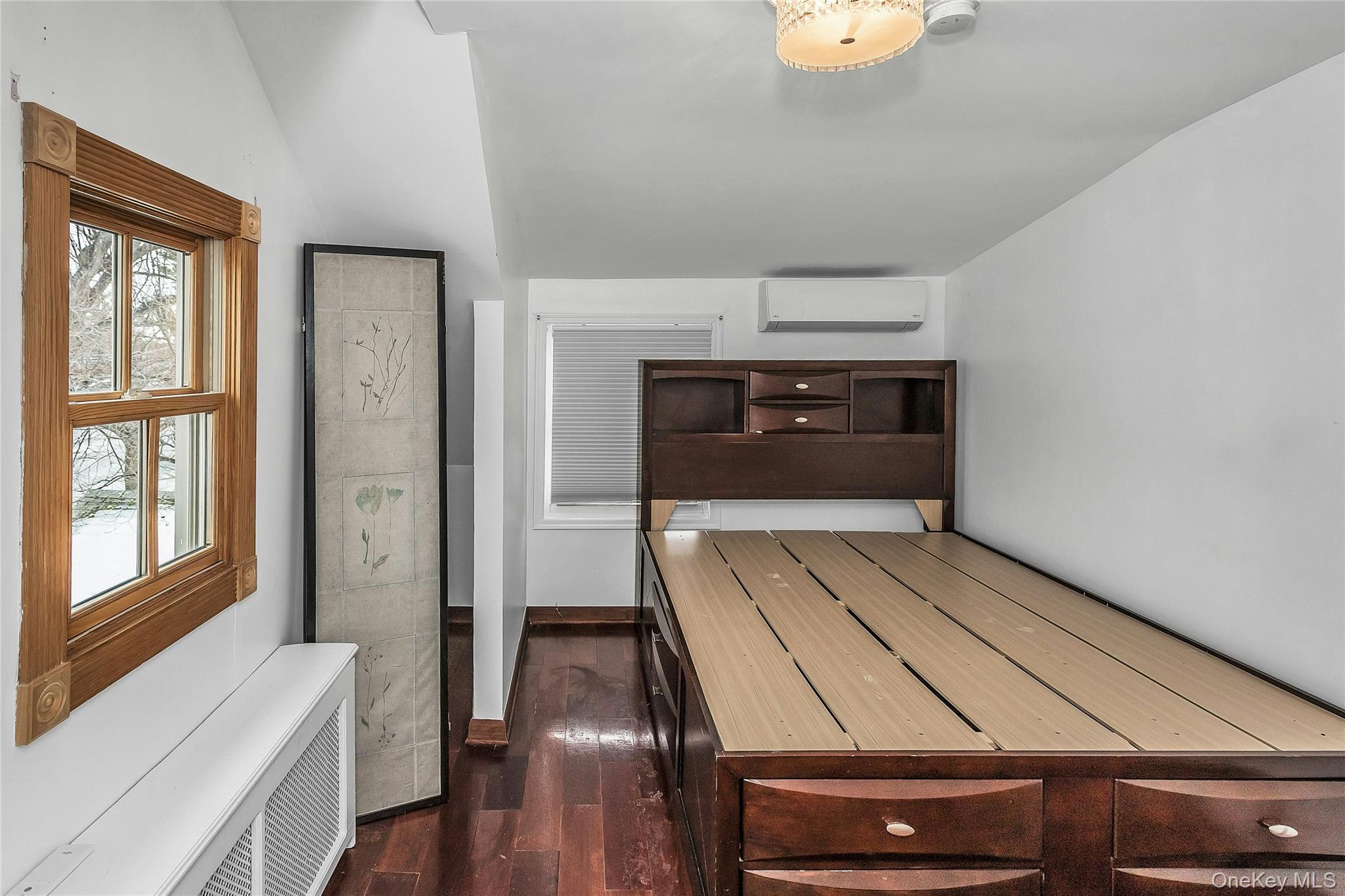 #19 photo, 524 Jerusalem Avenue, Hicksville , NY 11801