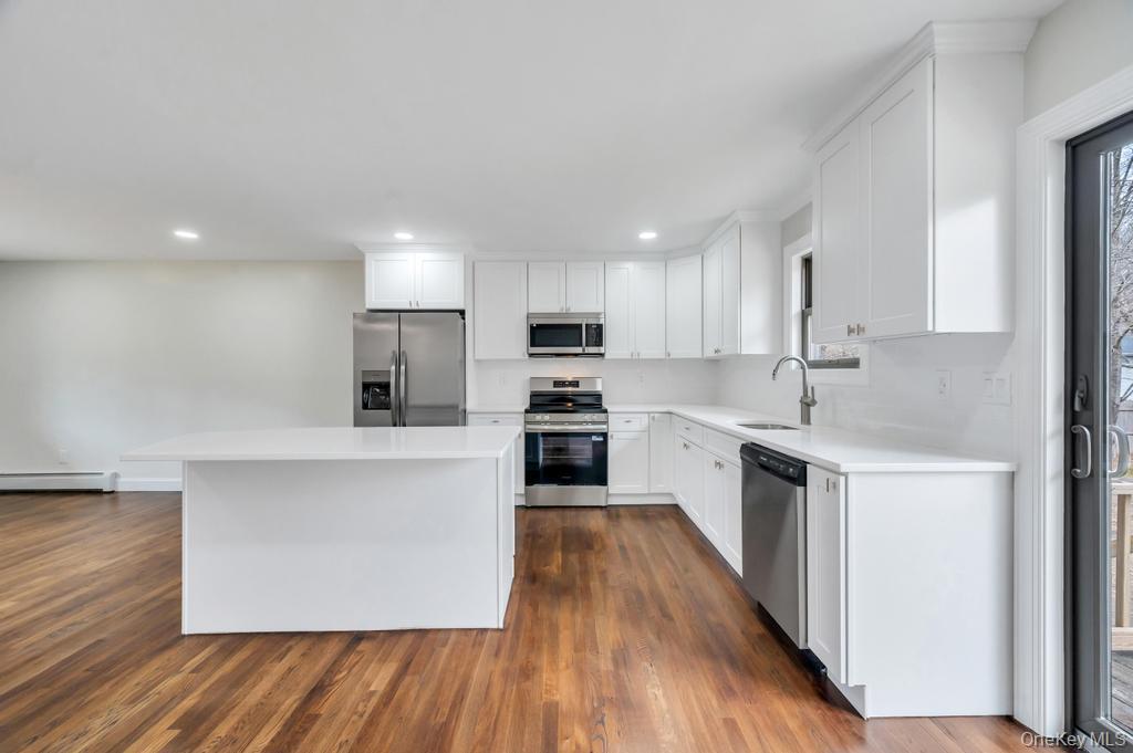 #9 photo, 350 Brookhaven Avenue, Riverhead , NY 11901