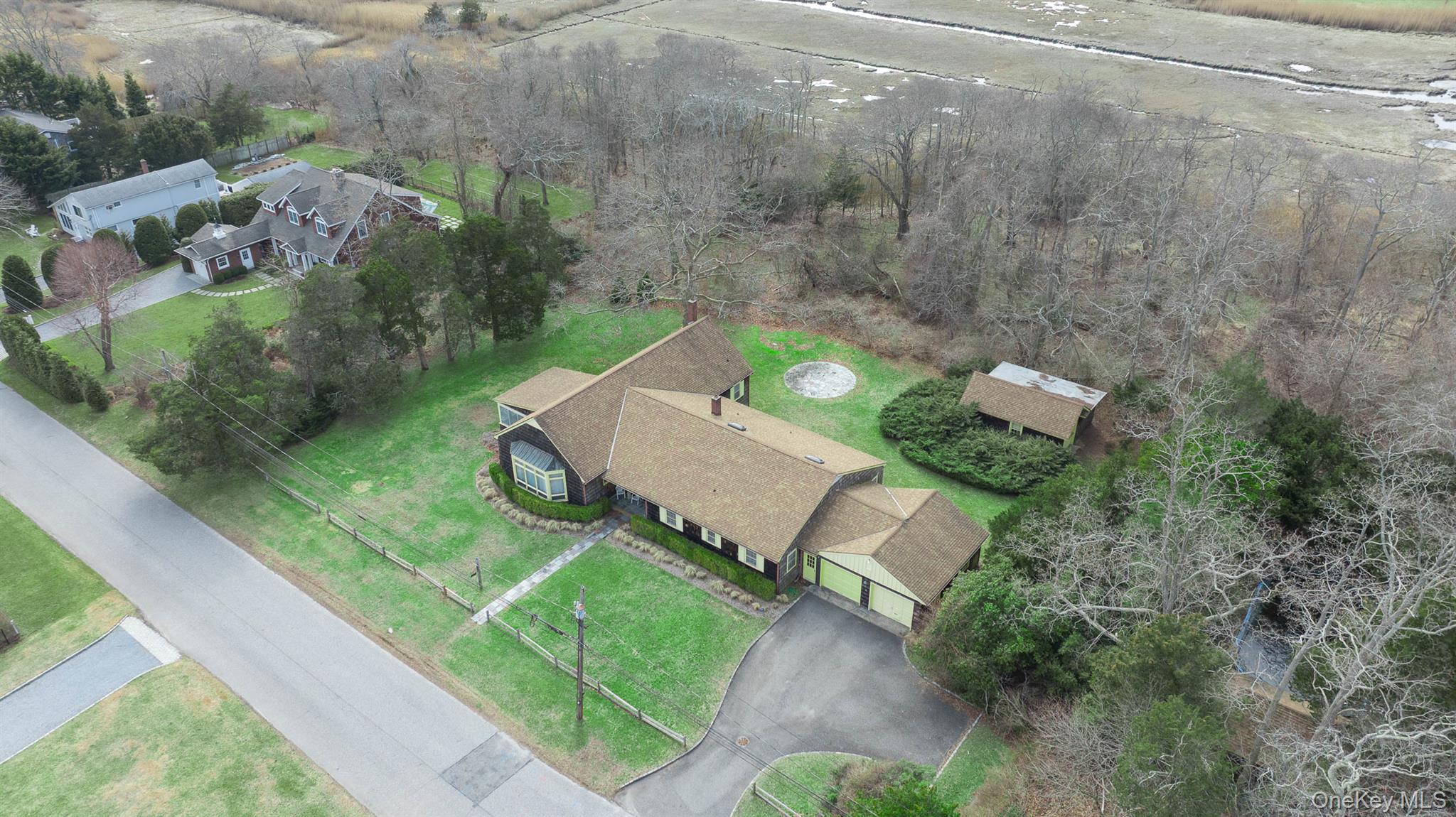 #17 photo, 43 Halsey Road, מחוז סאפוק Remsenburg , NY 11901