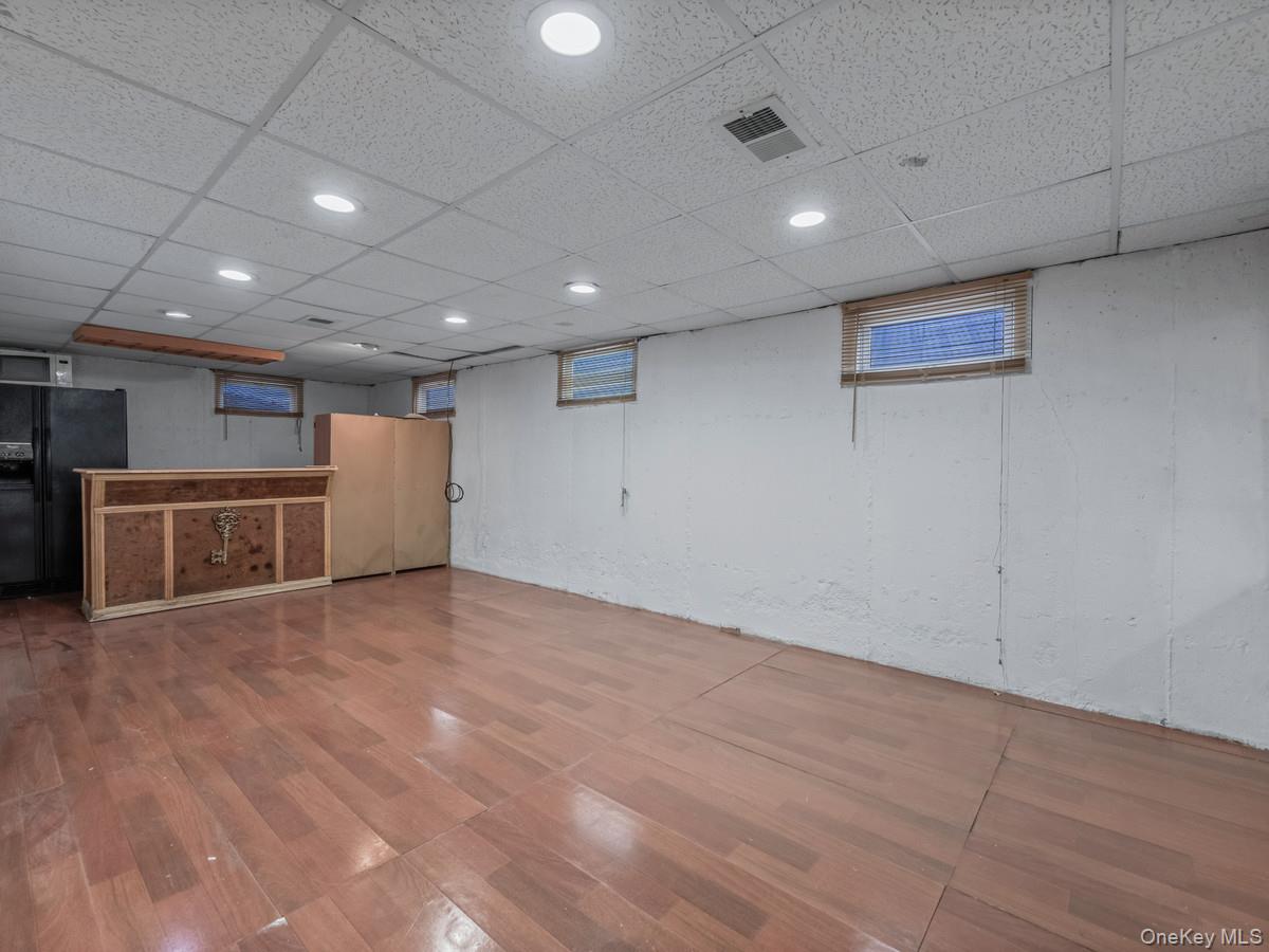 #15 photo, 1255 Udall Road, Bay Shore , NY 11706