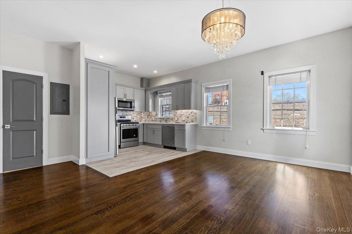 #4 photo, 745 E 136th Street, ব্রঙ্কস Bronx , NY 10454