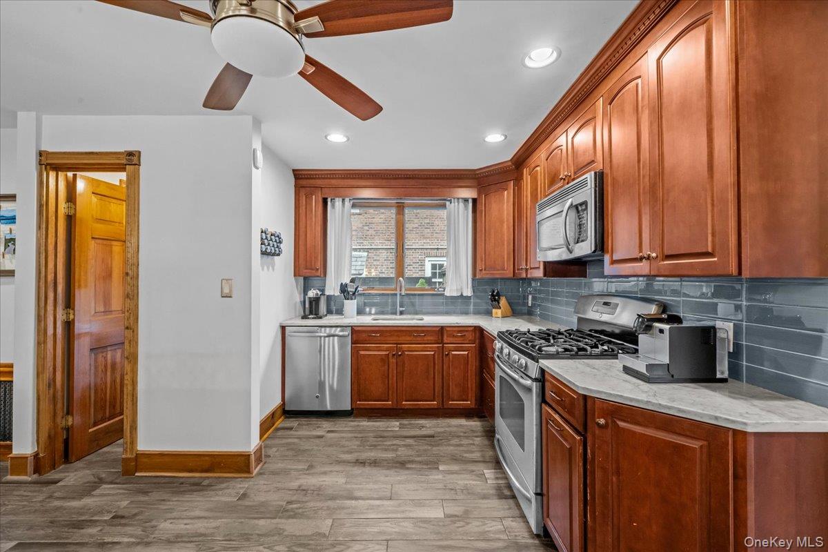 #12 photo, 3318 Polo Place, Bronx , NY 10465