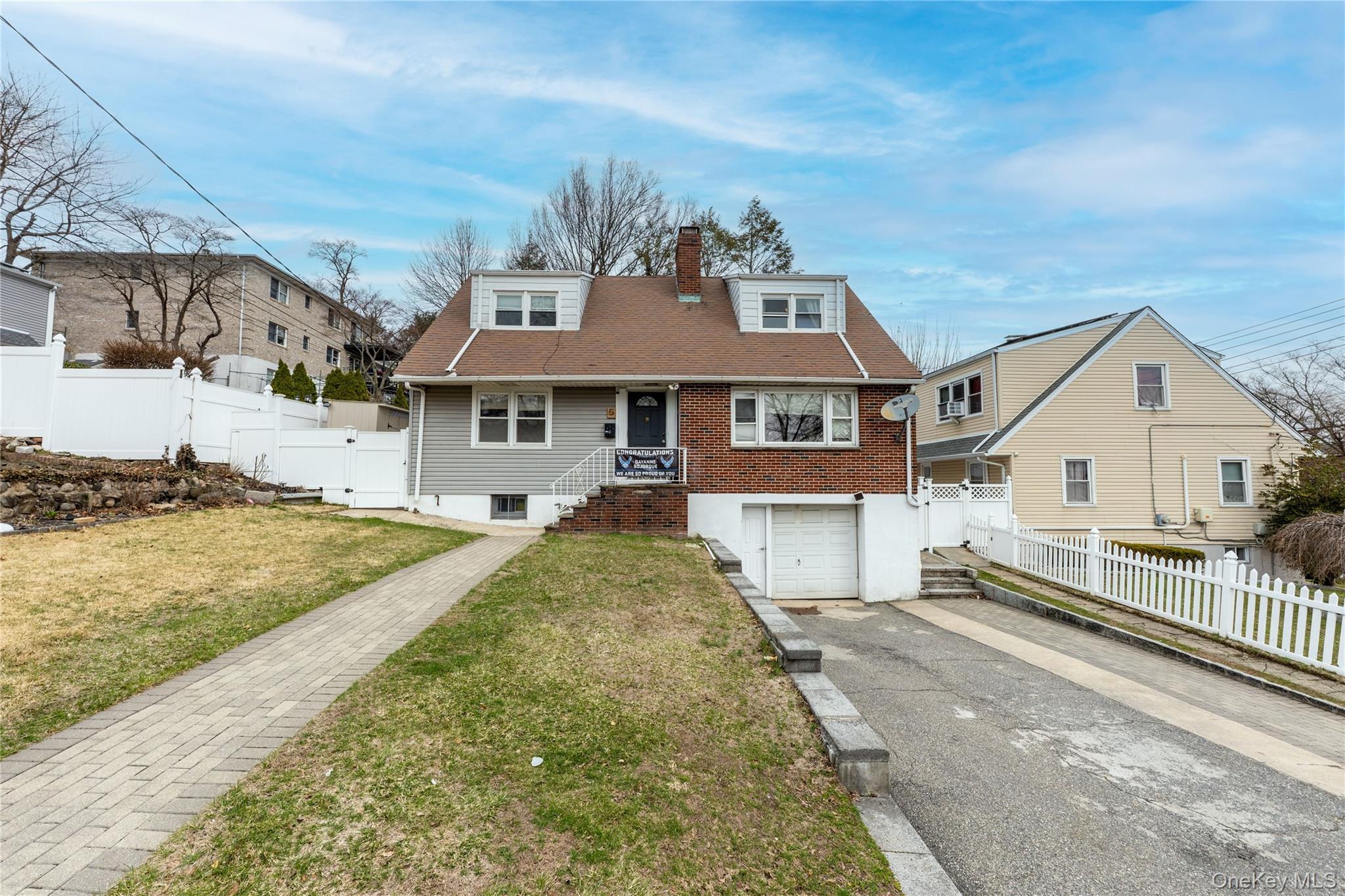 #2 photo, 5 Cross Hill Avenue, Yonkers , NY 10703