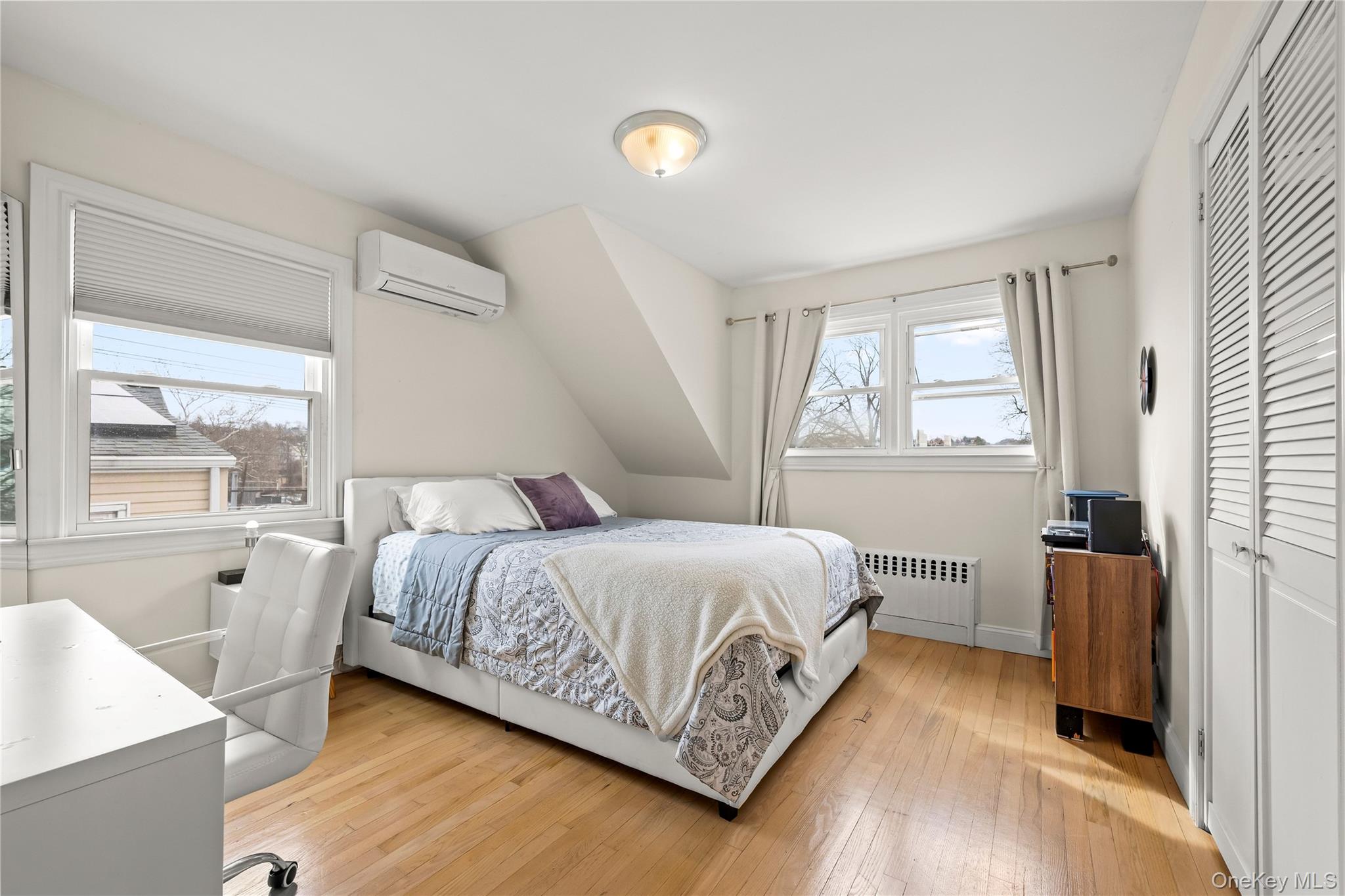 #20 photo, 5 Cross Hill Avenue, Yonkers , NY 10703