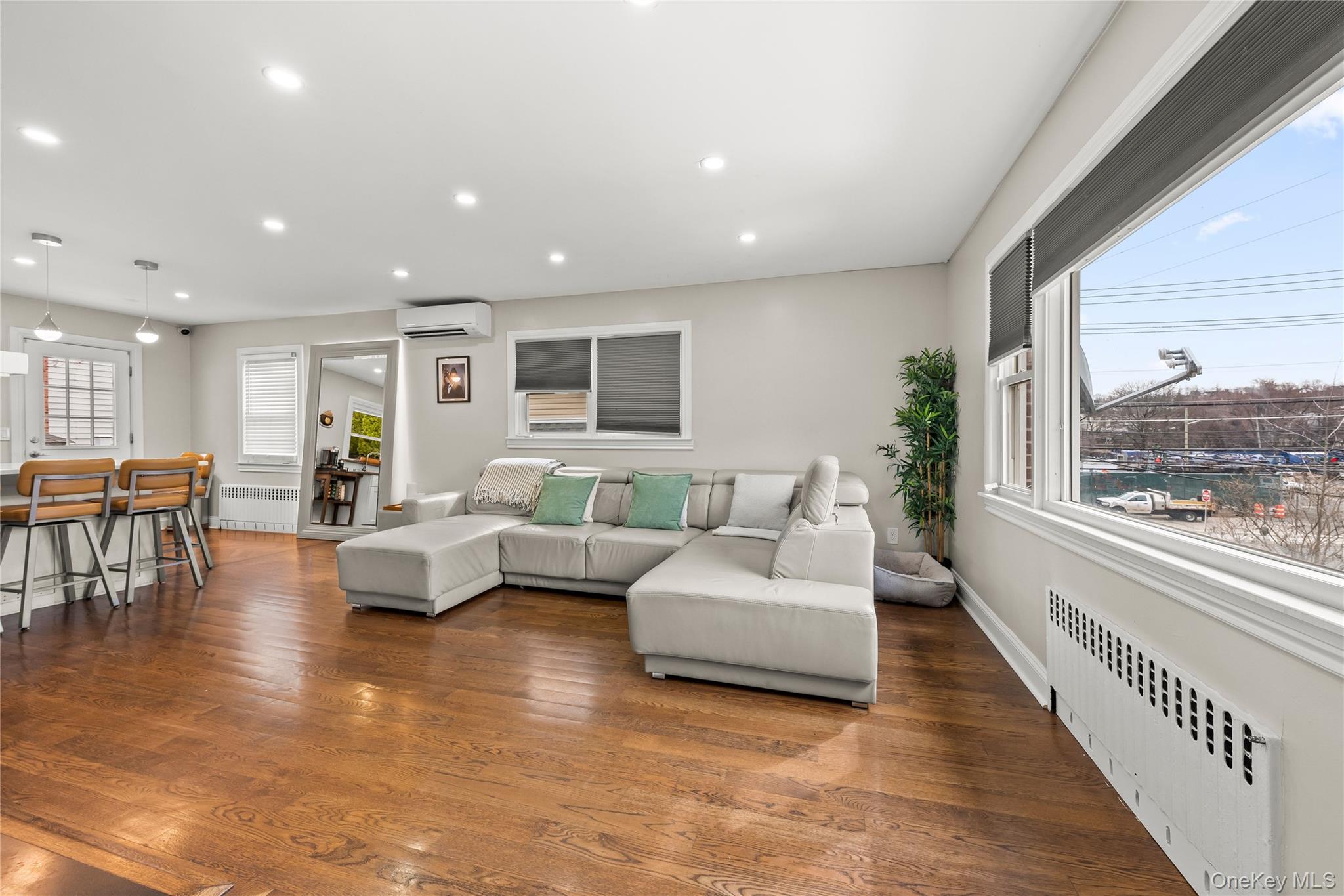 #3 photo, 5 Cross Hill Avenue, Yonkers , NY 10703