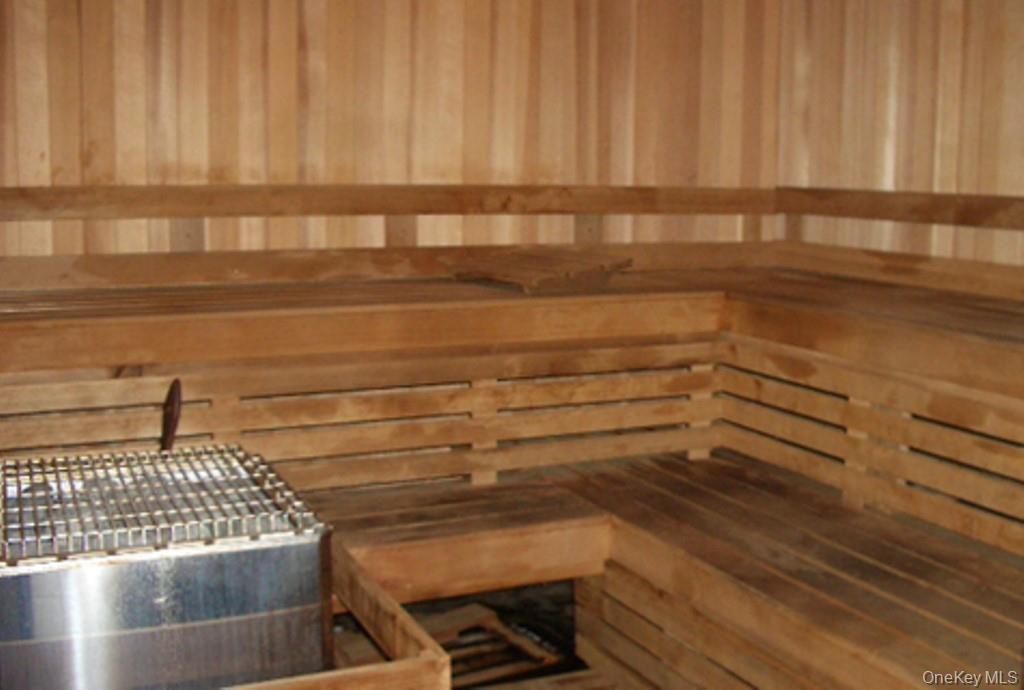 #16 photo, 5 Brevoort Drive Drive, Pomona , NY 10970