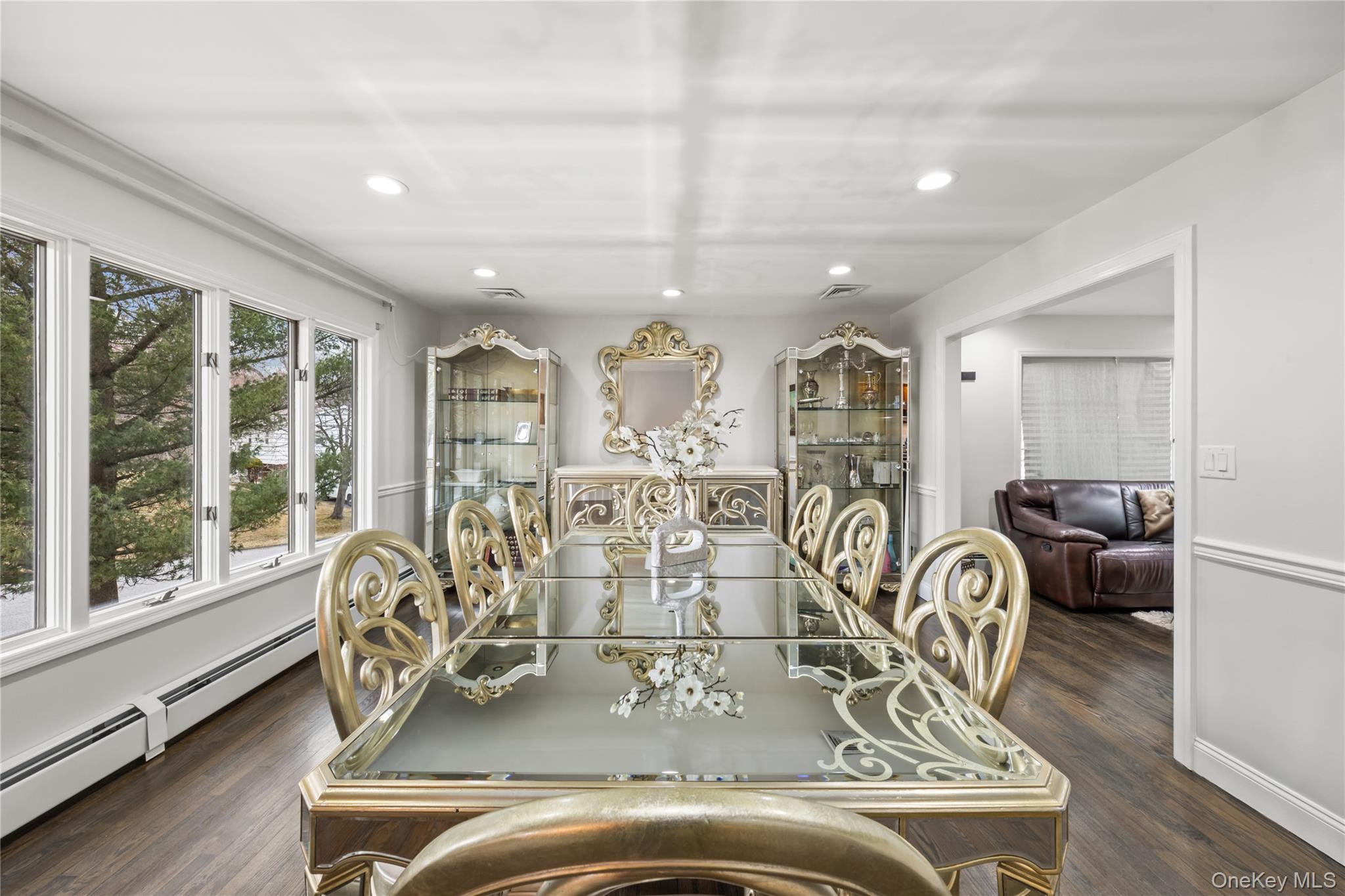 #6 photo, 1 Darby Road, Airmont , NY 10952