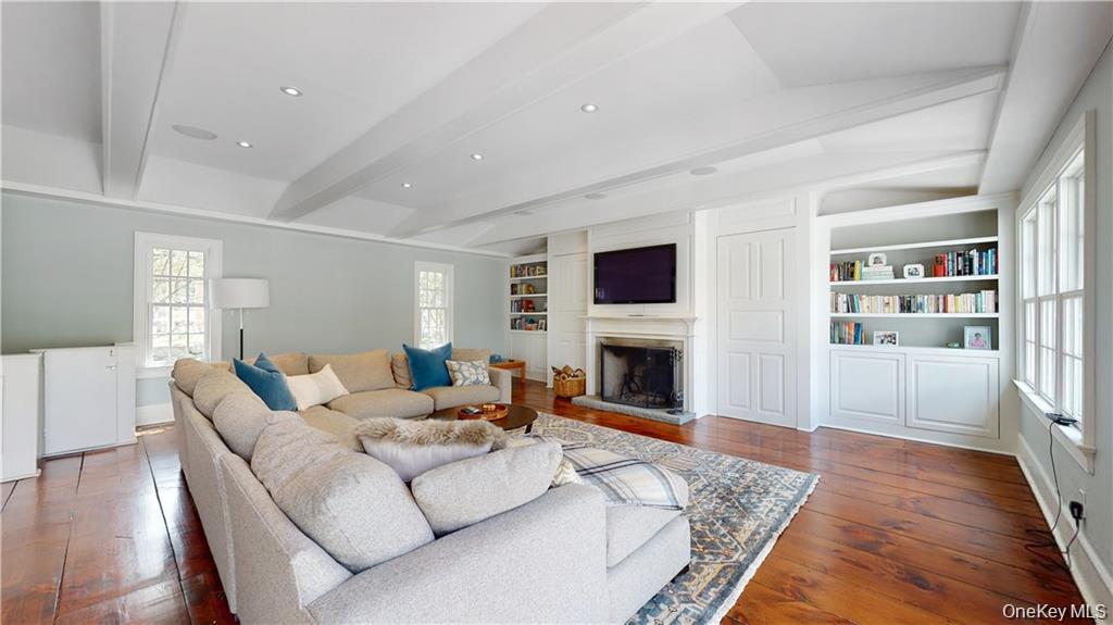 #16 photo, 25 East Street, South Salem , NY 10590