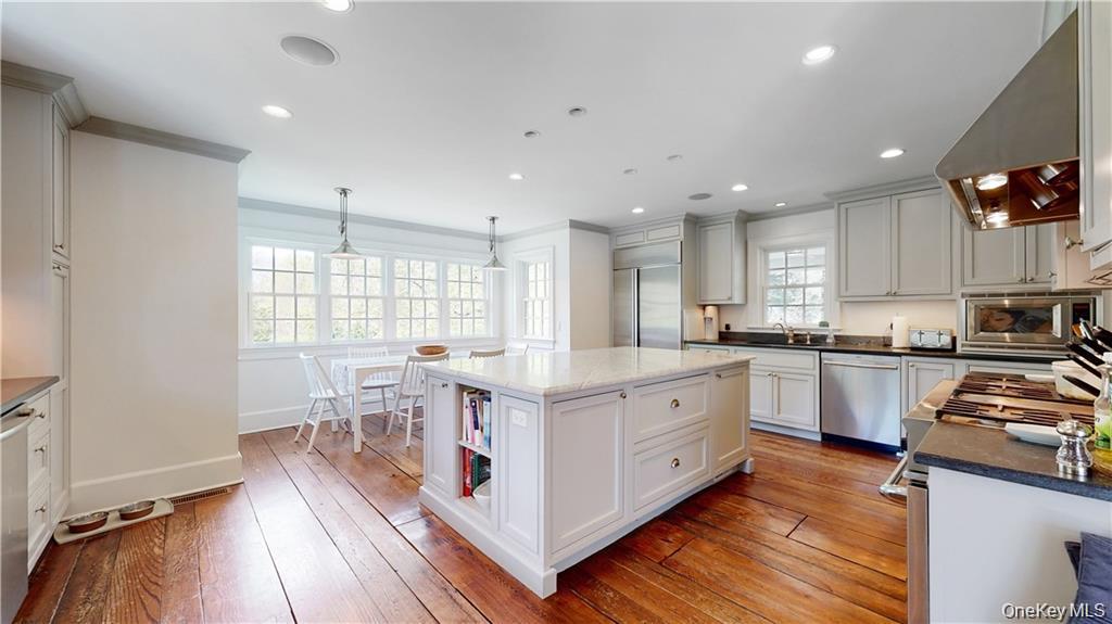 #9 photo, 25 East Street, South Salem , NY 10590