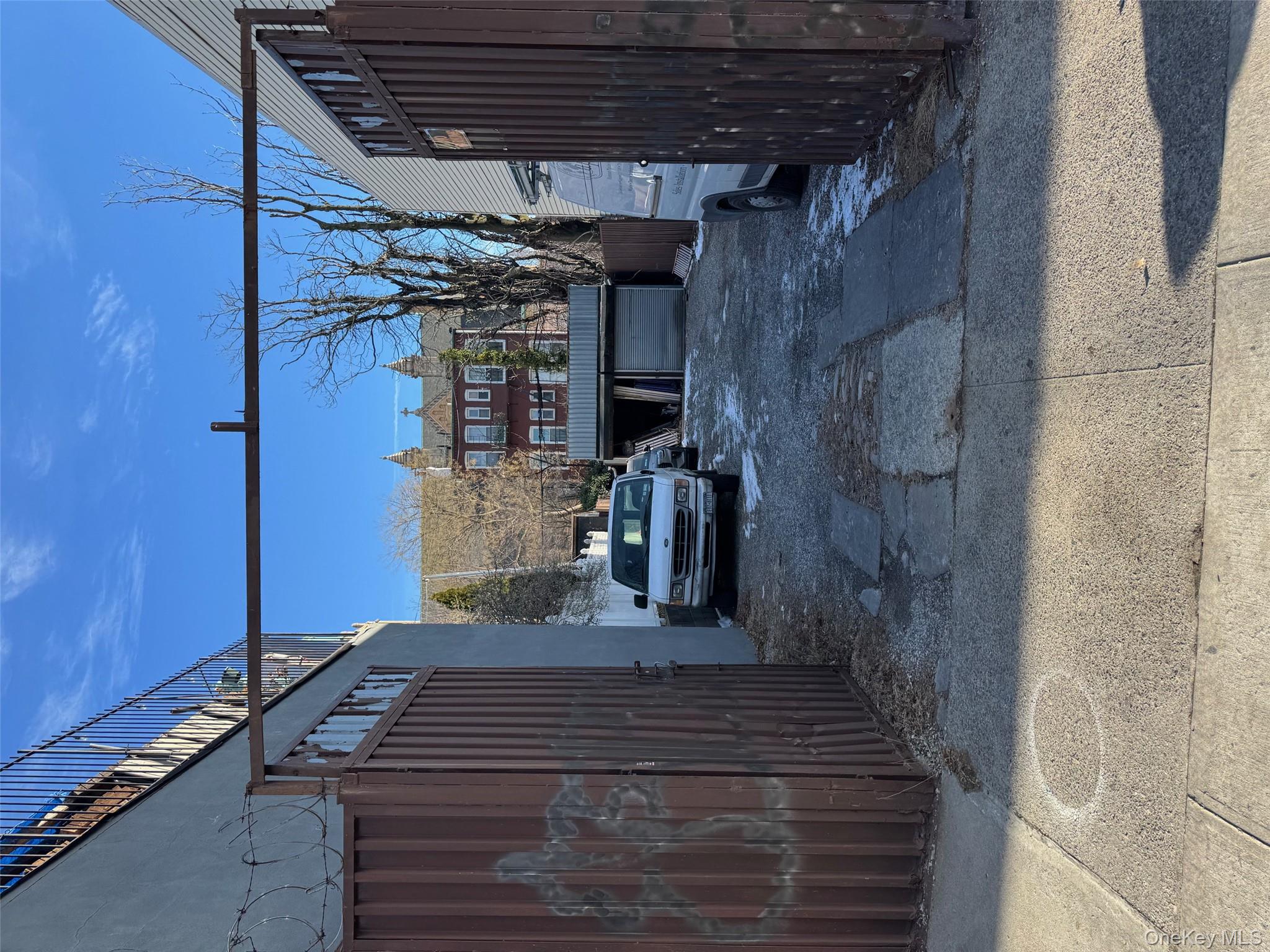 #2 photo, 1822 Dekalb Avenue, Ridgewood , NY 11385