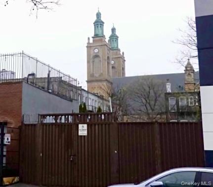 #4 photo, 1822 Dekalb Avenue, Ridgewood , NY 11385