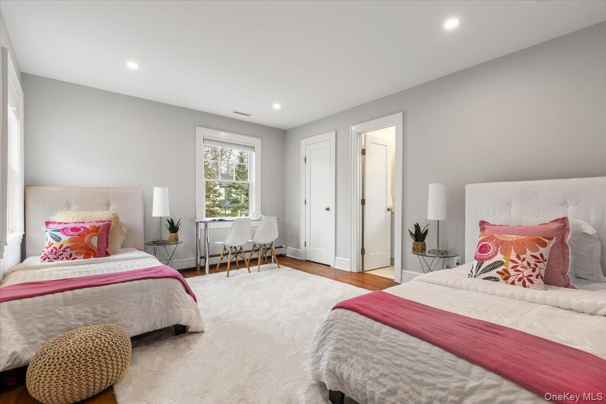 #16 photo, 12 Robin Hill Road, Scarsdale , NY 10583