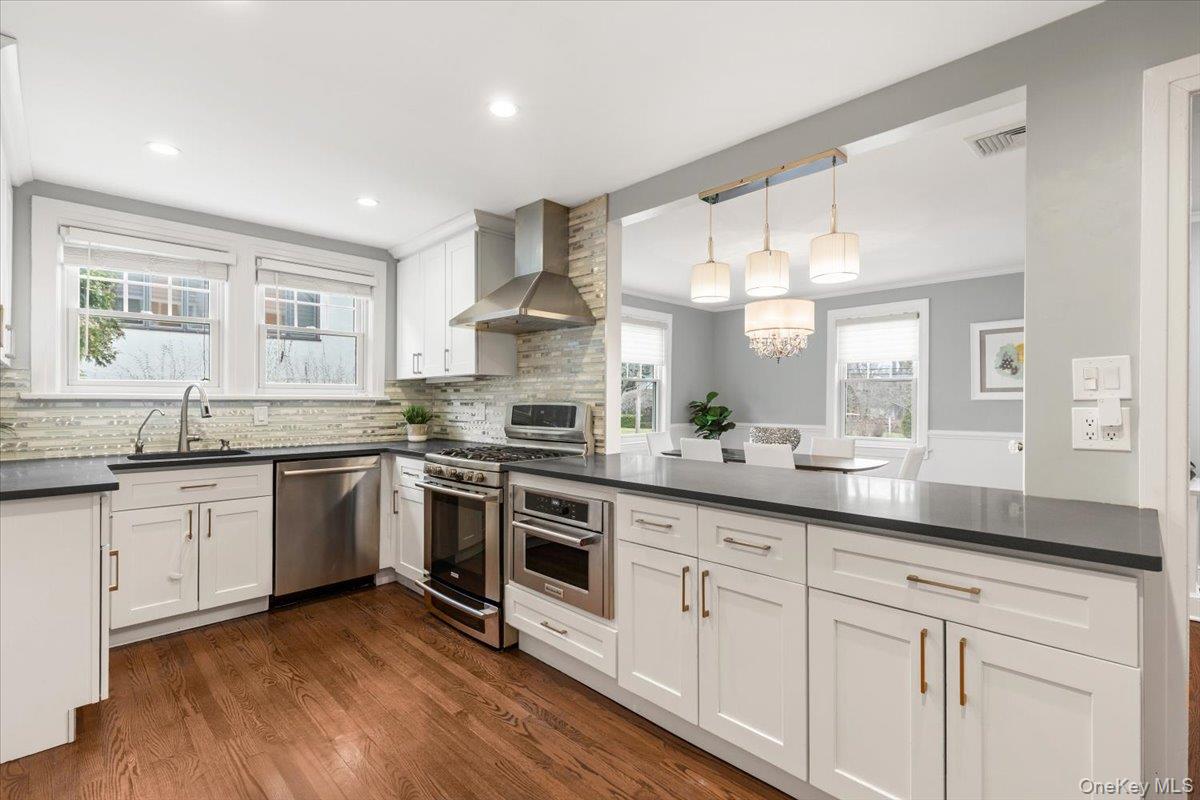 #9 photo, 12 Robin Hill Road, Scarsdale , NY 10583