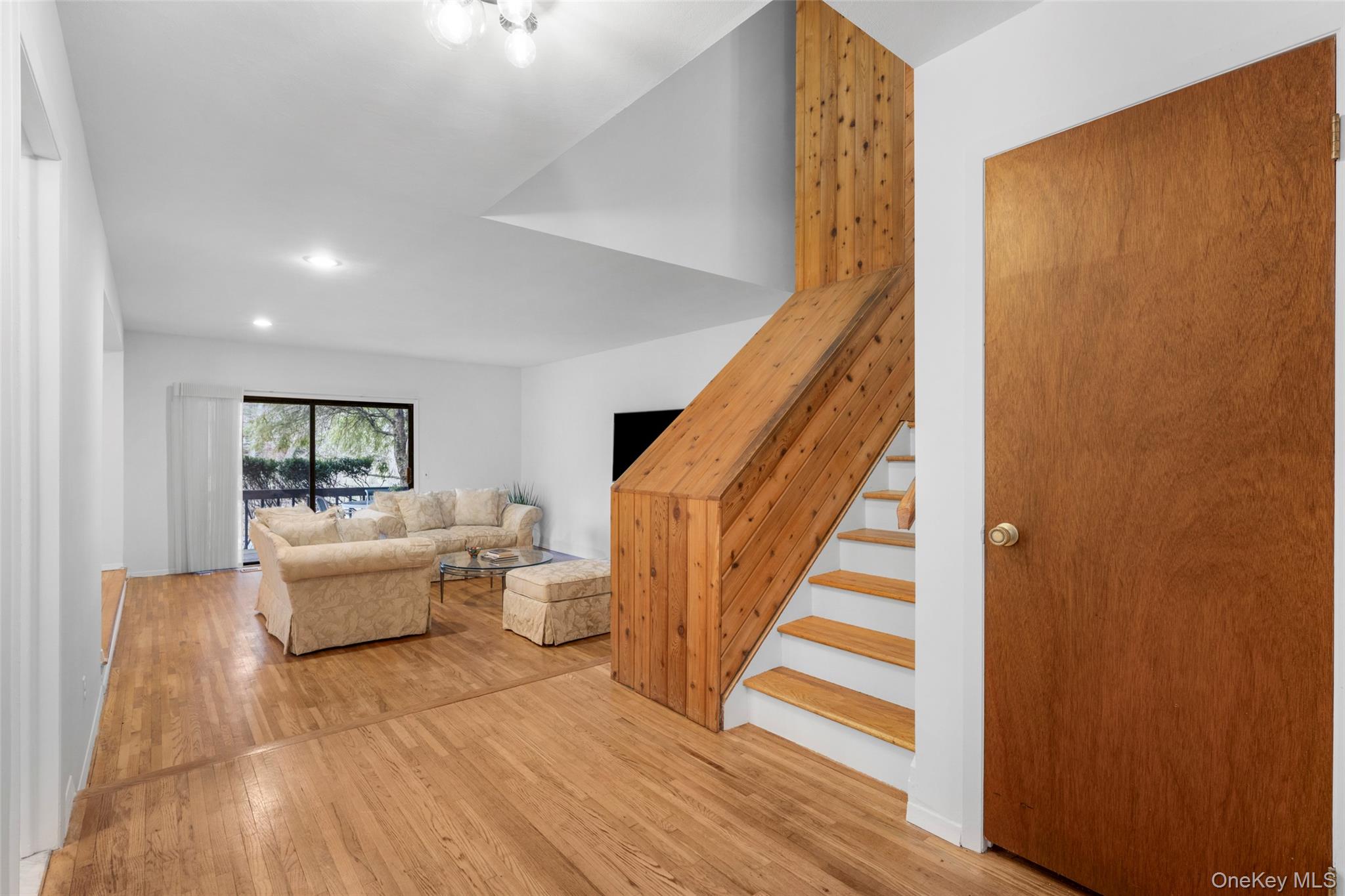 #4 photo, 310 Birch Lane, Irvington , NY 10533