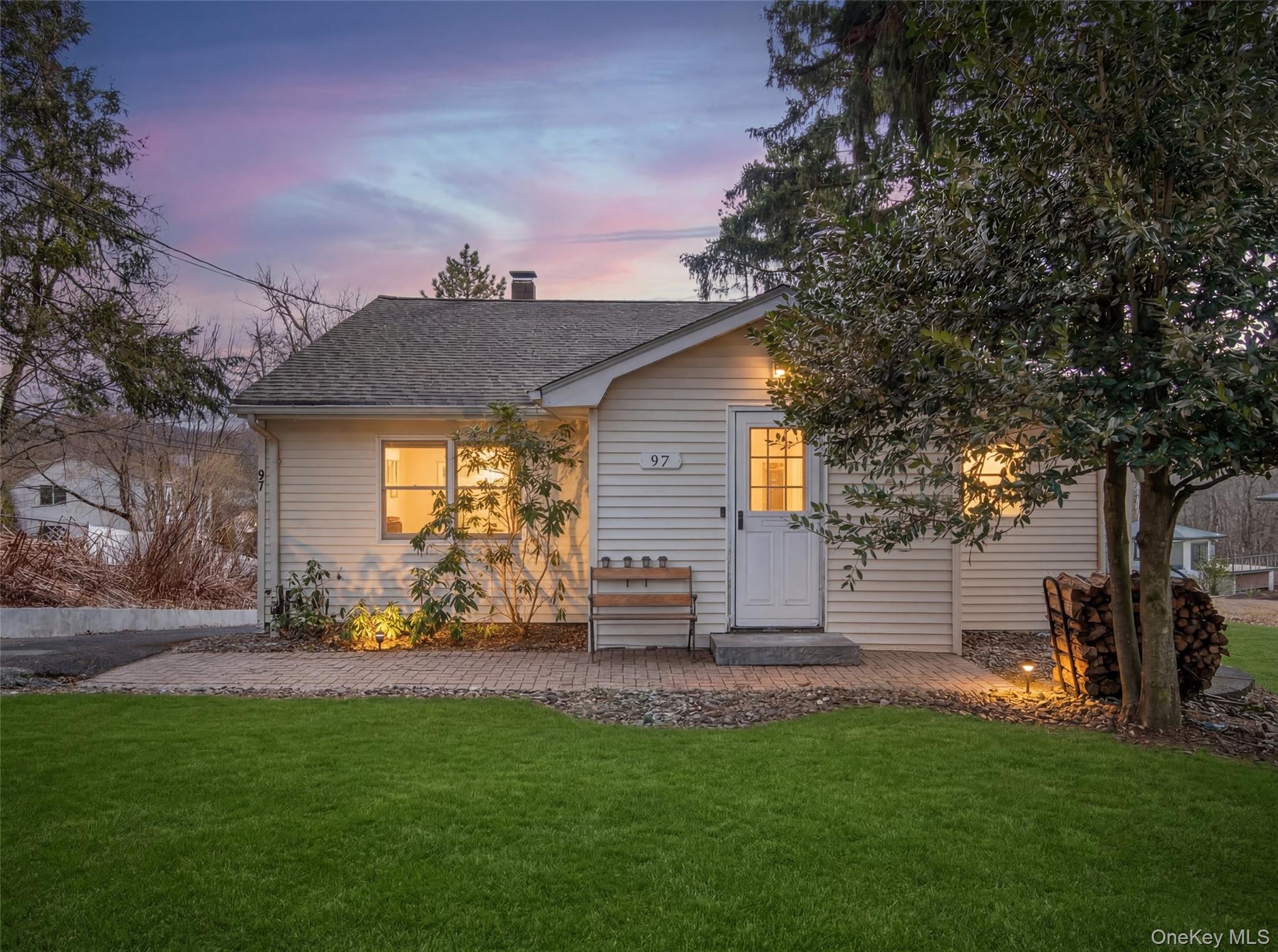 #1 photo, 97 Ridge Road, Valley Cottage , NY 10989