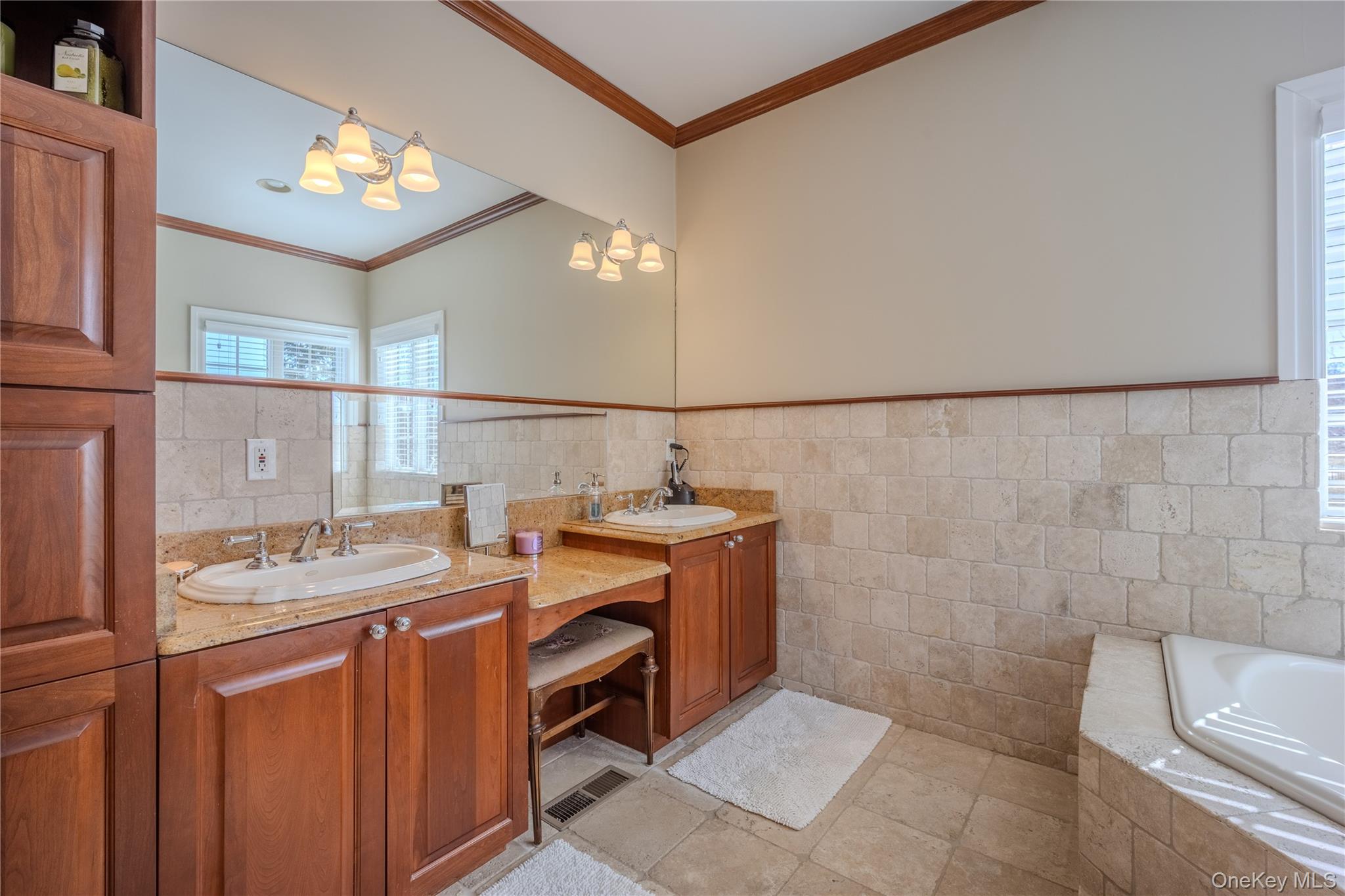 #18 photo, 56 Autumn Chase Drive, Hopewell Junction , NY 12533