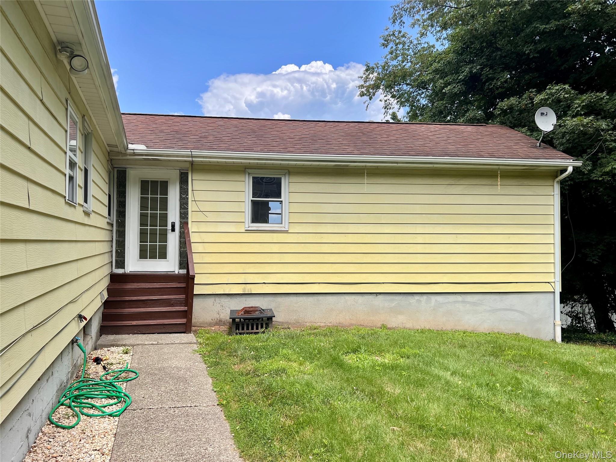 #16 photo, 2 Oak Street, Chester , NY 10918