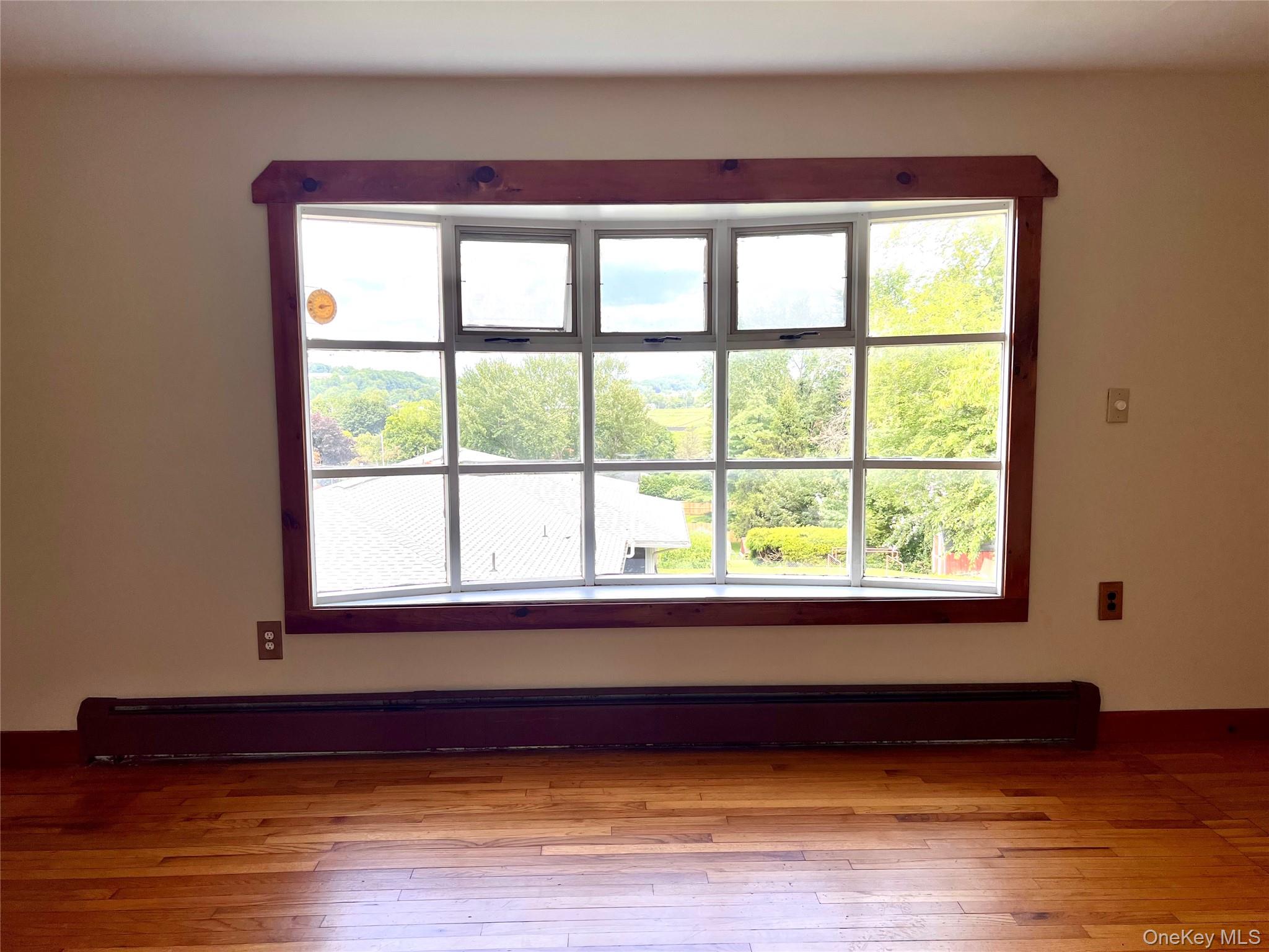 #4 photo, 2 Oak Street, Chester , NY 10918